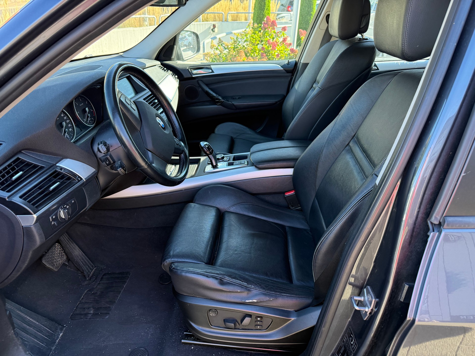 BMW X5 xDrive 30d Steptronic-image-8
