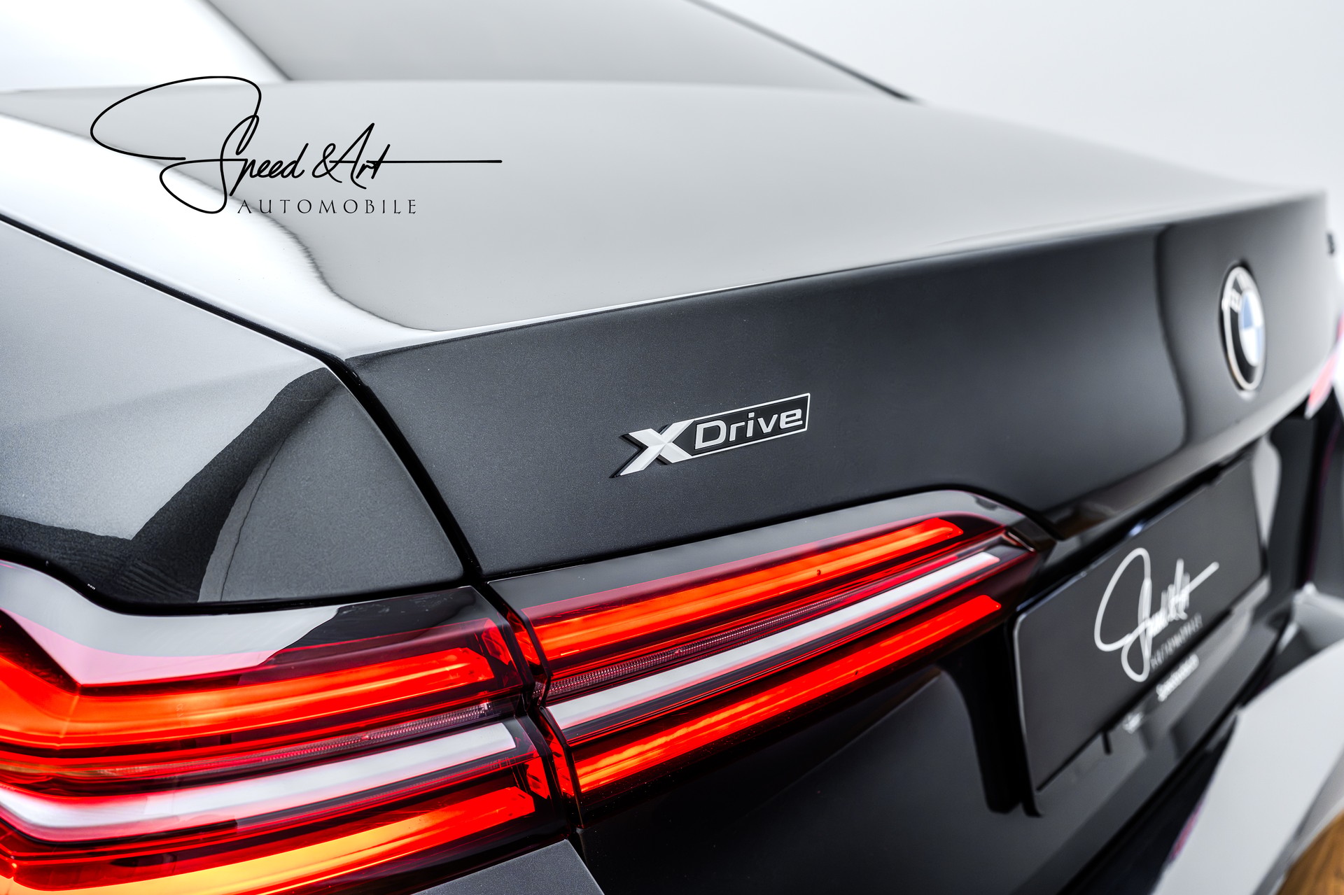 BMW 520d xDrive 48V M Sport Steptronic | STANDHEIZUNG-image-6
