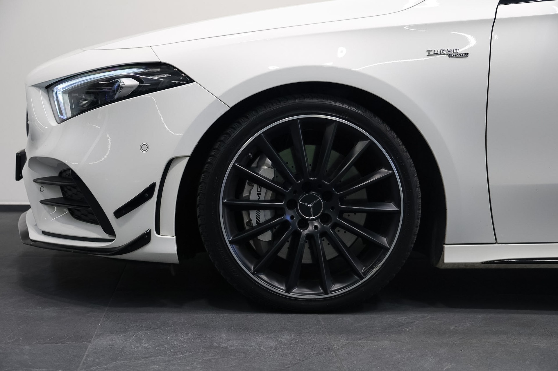 MERCEDES-BENZ A 35 AMG 4Matic Speedshift *CH-Fahrzeug*Aerodynamik-Paket*-image-12