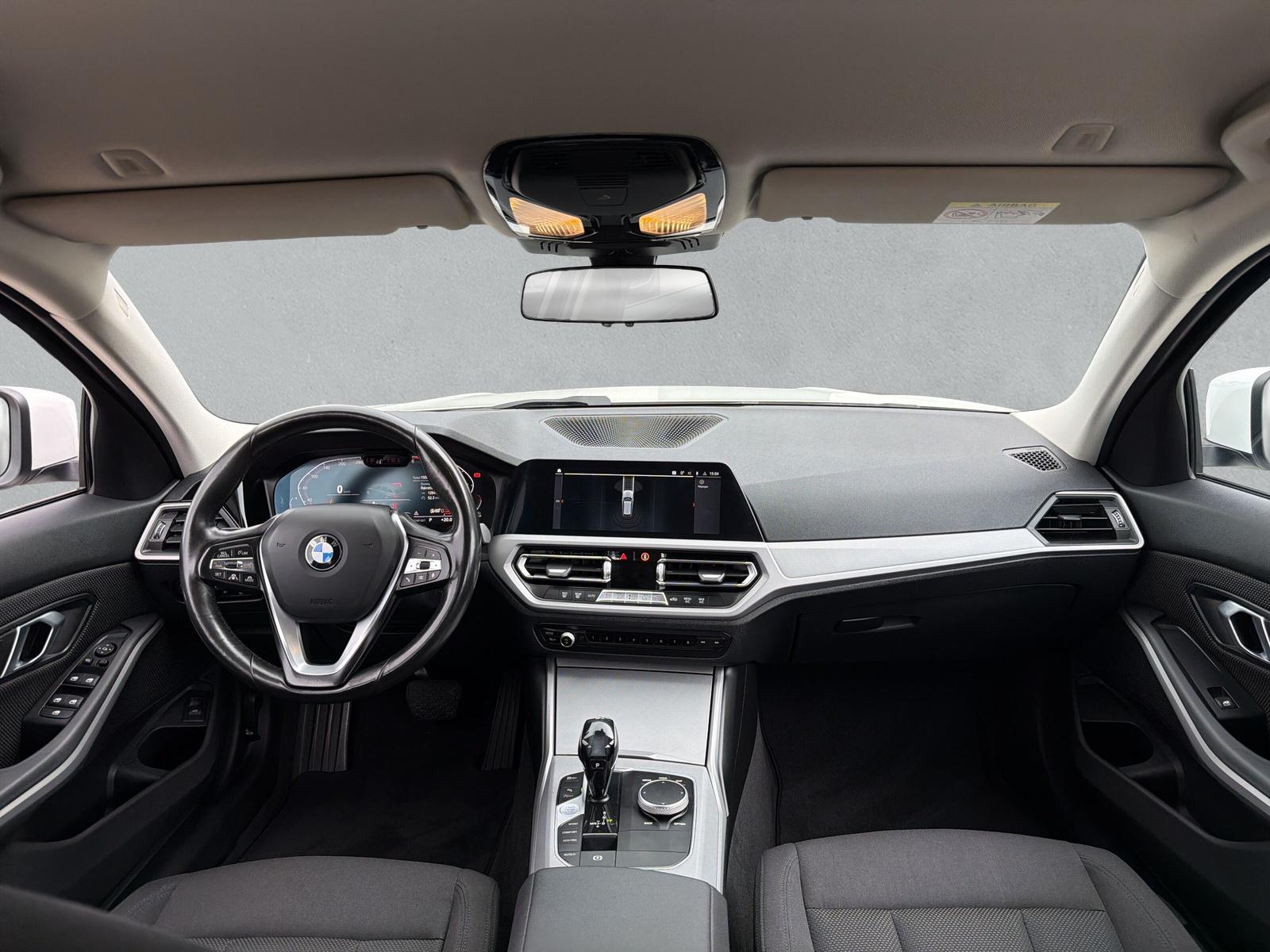 BMW 320d Touring Advantage xDrive G21 AHK-image-16