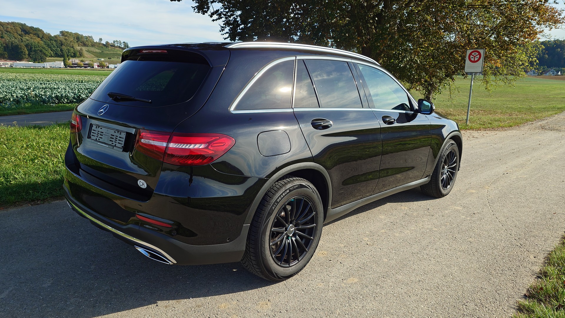 MERCEDES-BENZ GLC 250 d AMG Line 4Matic 9G-Tronic-image-5