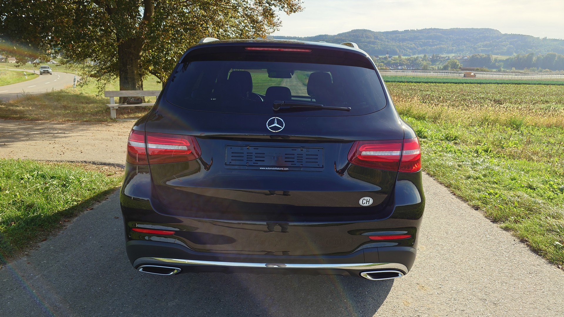 MERCEDES-BENZ GLC 250 d AMG Line 4Matic 9G-Tronic-image-3