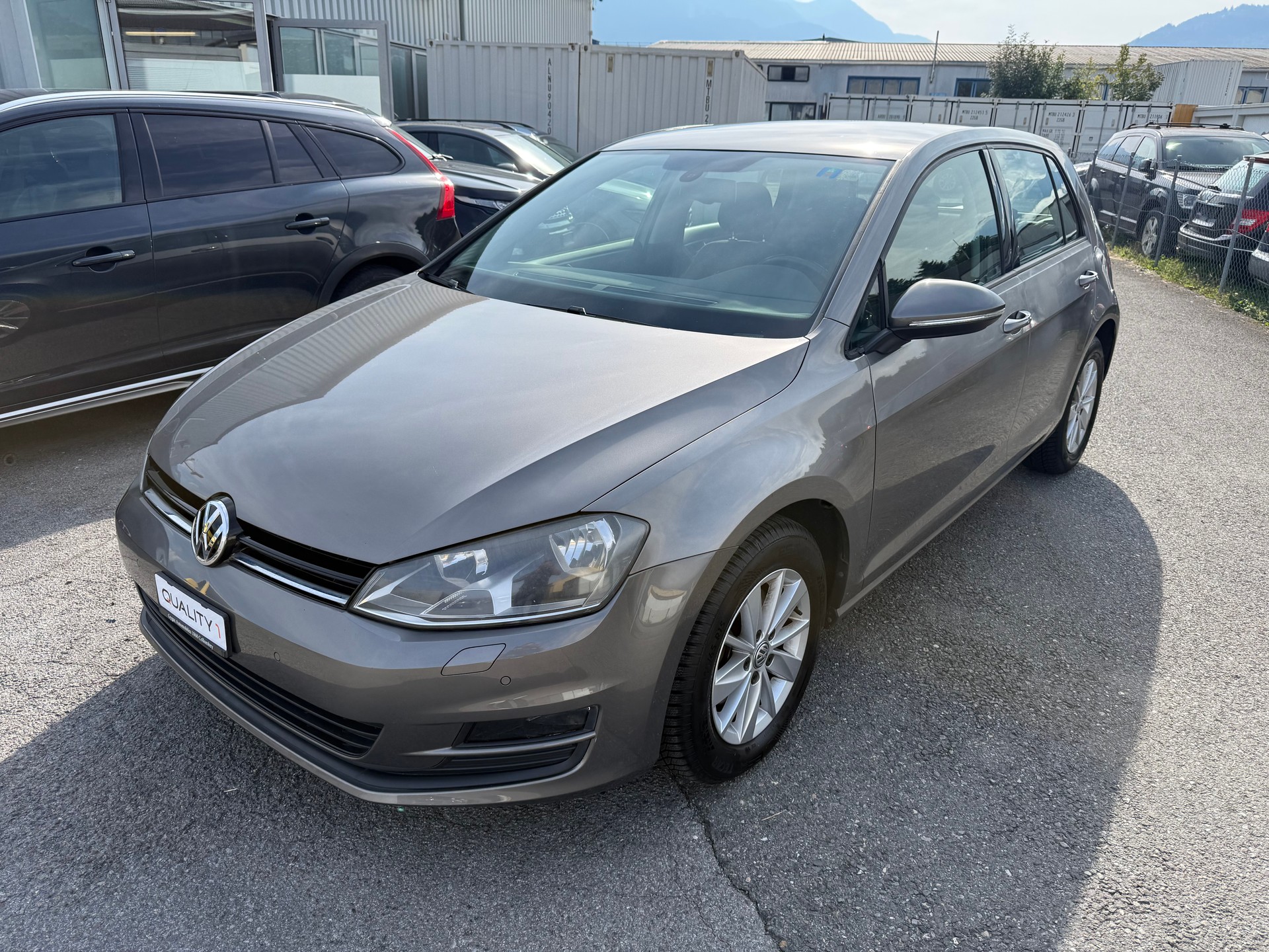 VW Golf 1.6 TDI Comfortline 4Motion-image-1