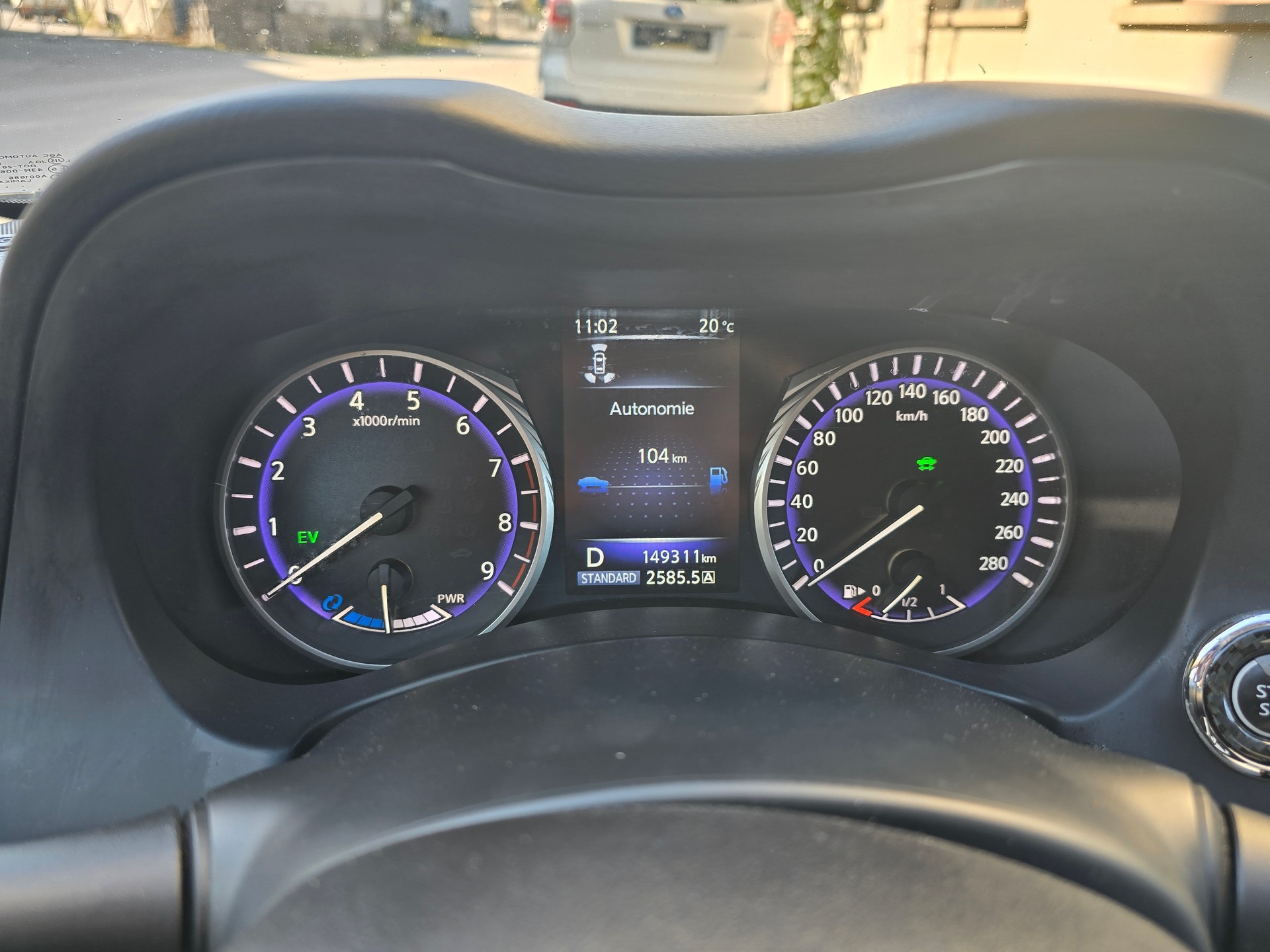INFINITI Q50S 35h AWD Sport Tech Automatic-image-12
