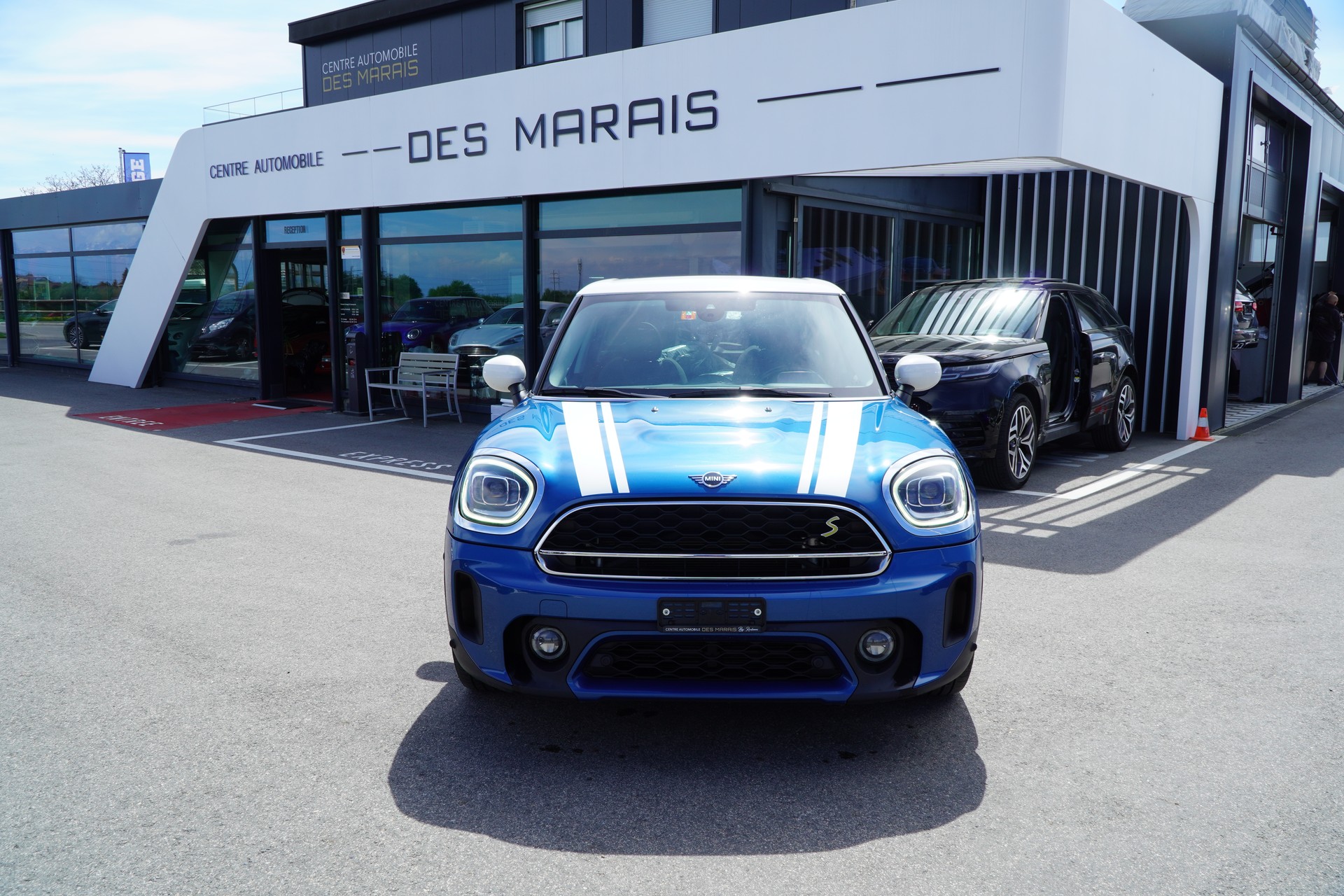 MINI Countryman Cooper SE ALL4 PHEV Steptronic-image-2