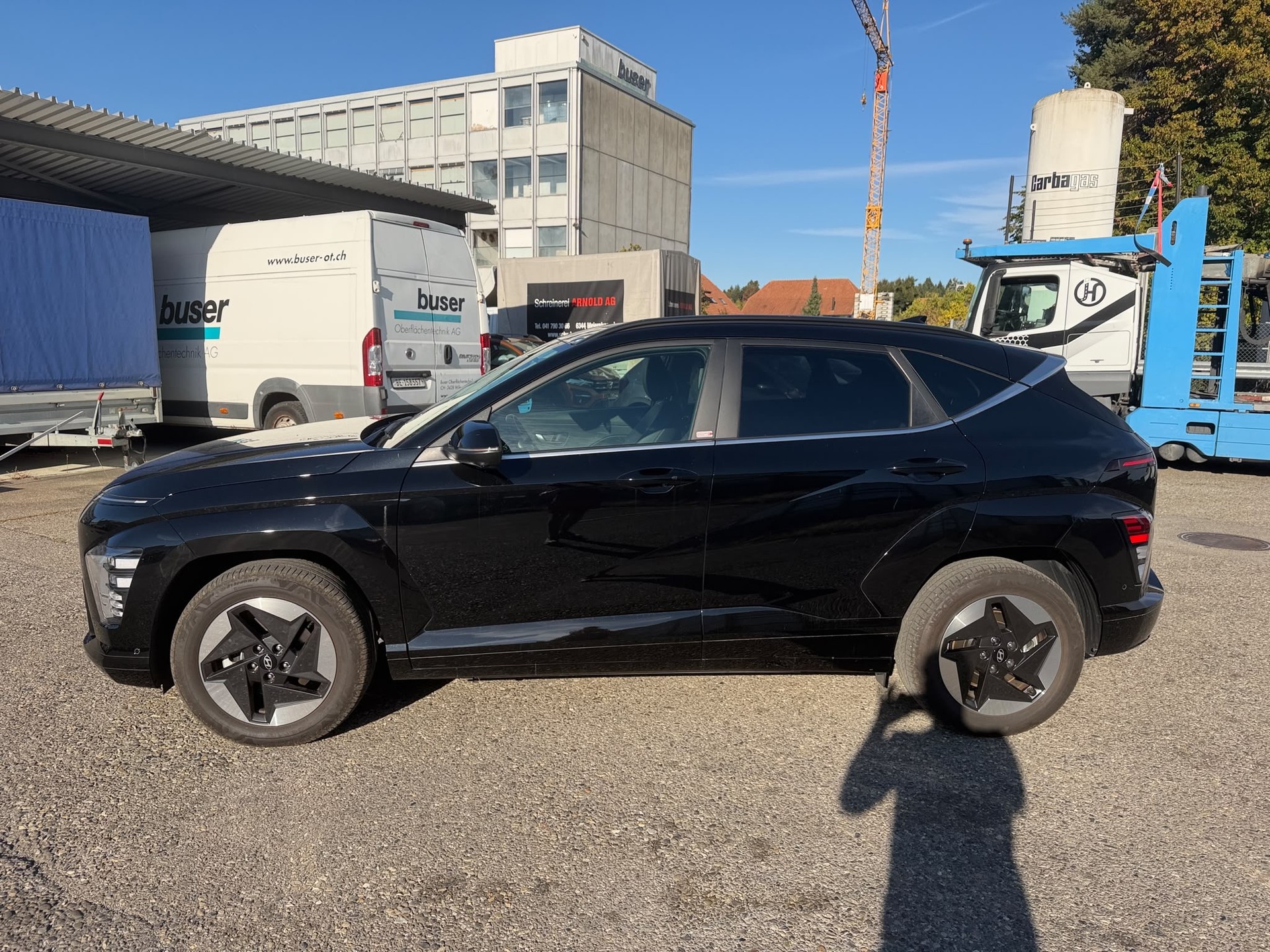 HYUNDAI Kona EV 65.4 kWh Amplia-image-5