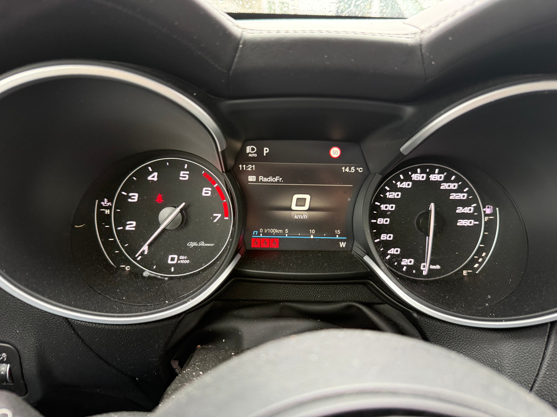 ALFA ROMEO Stelvio 2.0 Executive Q4 Automatic-image-10
