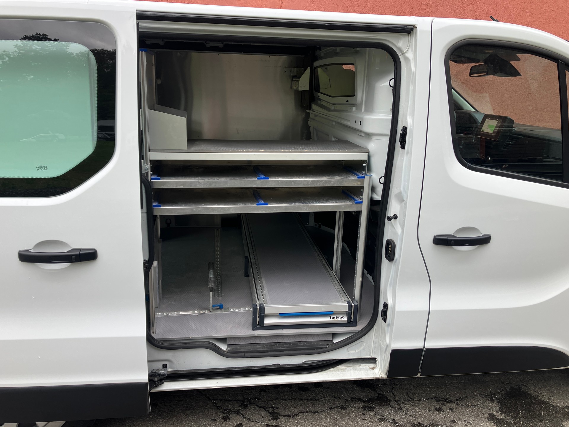 RENAULT Trafic 2.0 Blue dCi 130 Start L1H1 EN-image-3