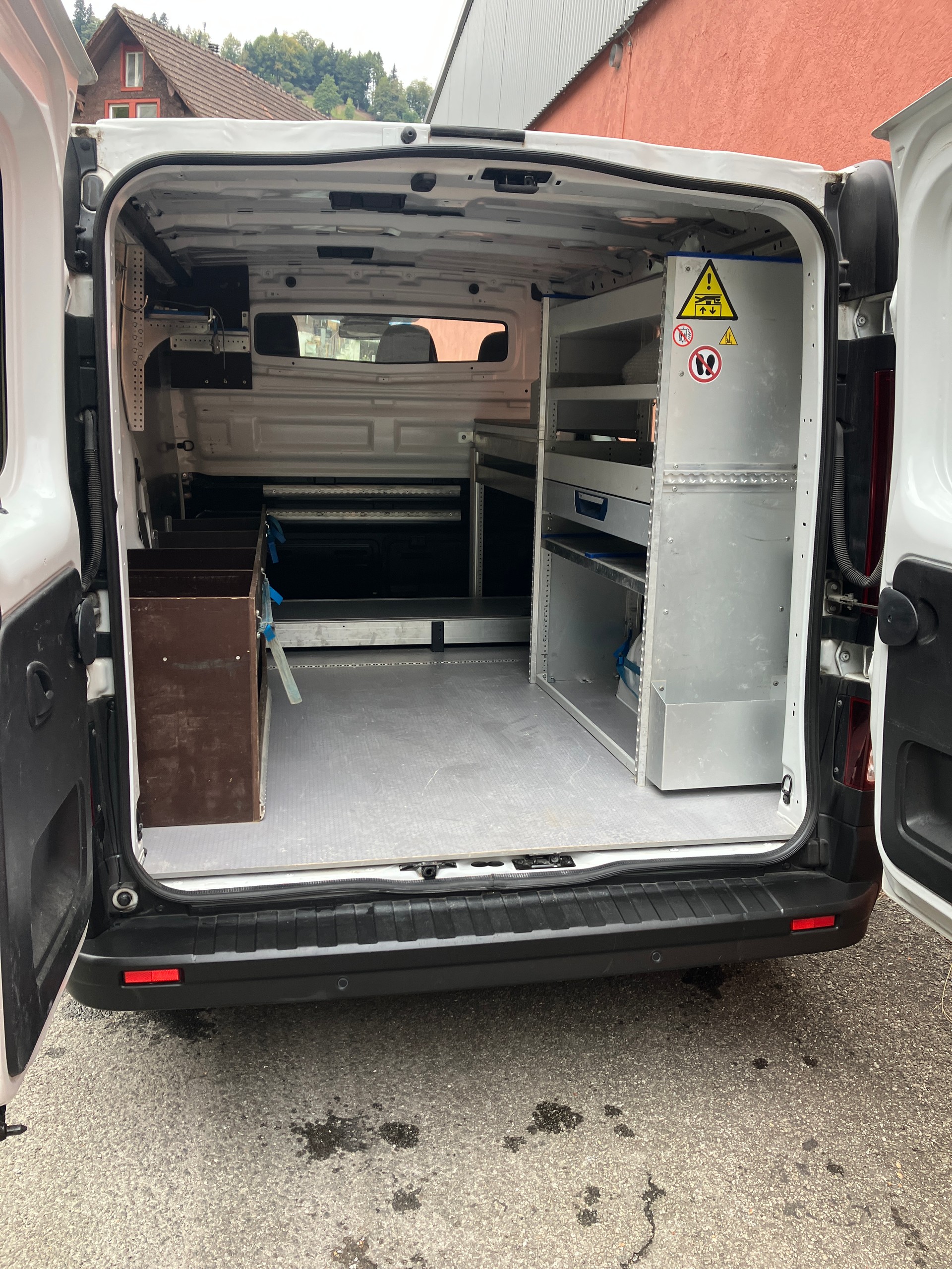 RENAULT Trafic 2.0 Blue dCi 130 Start L1H1 EN-image-10