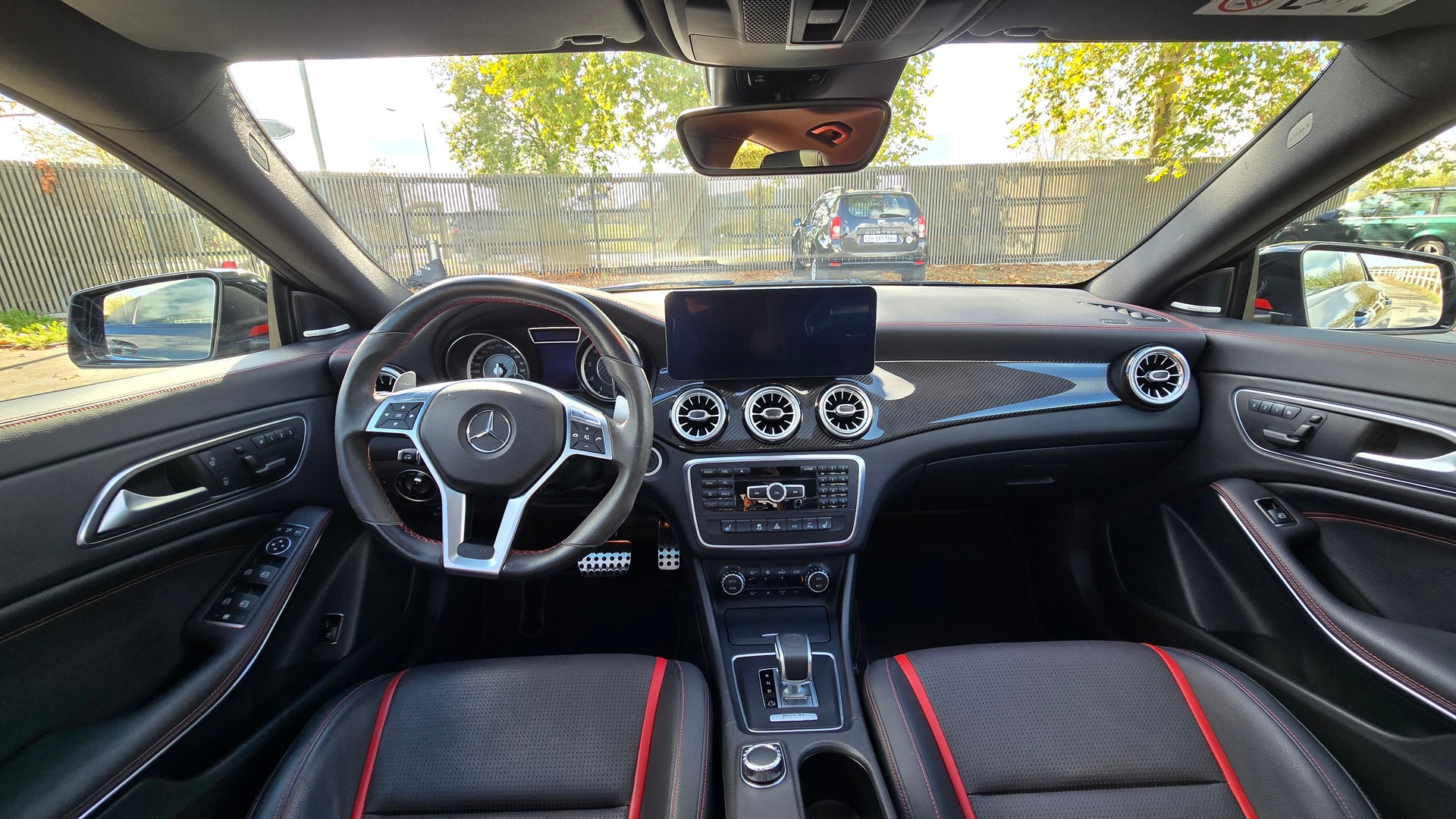 MERCEDES-BENZ CLA 45 AMG Edition 1 + Carplay-image-2
