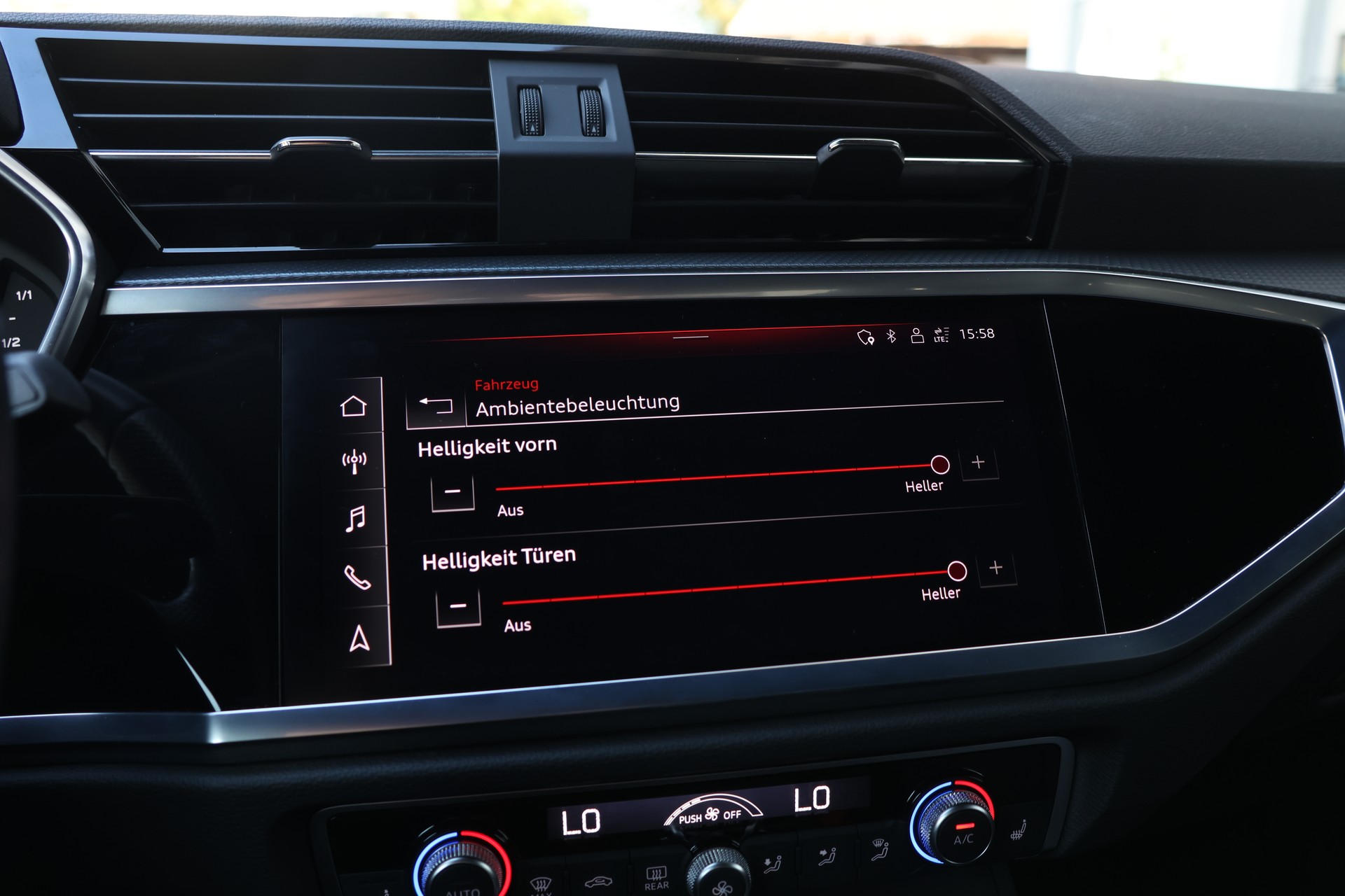 AUDI Q3 Sportback 35 TFSI S line Attraction S-tronic (CH)-image-23