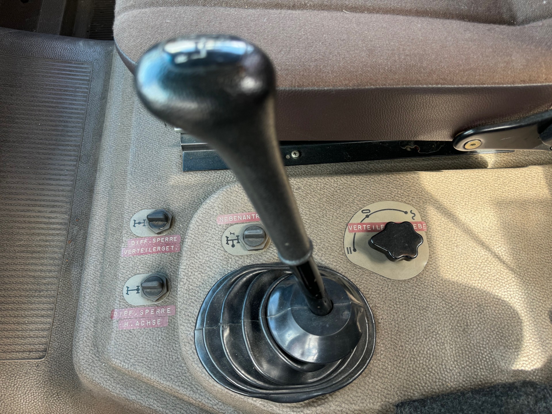 MERCEDES-BENZ 1222 AF-image-10