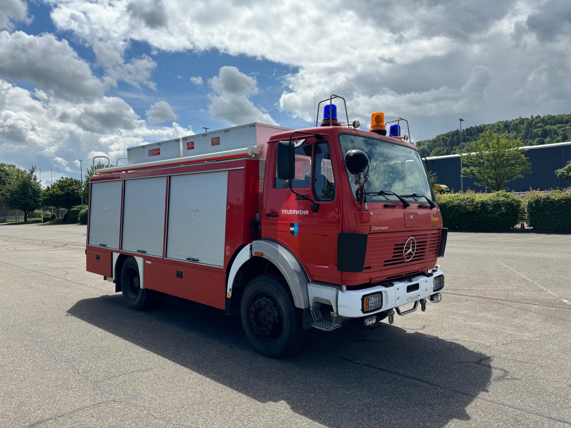 MERCEDES-BENZ 1222 AF-image-5
