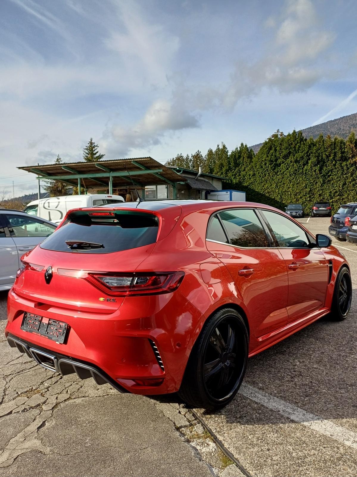 RENAULT Mégane Trophy 300 EDC-image-1