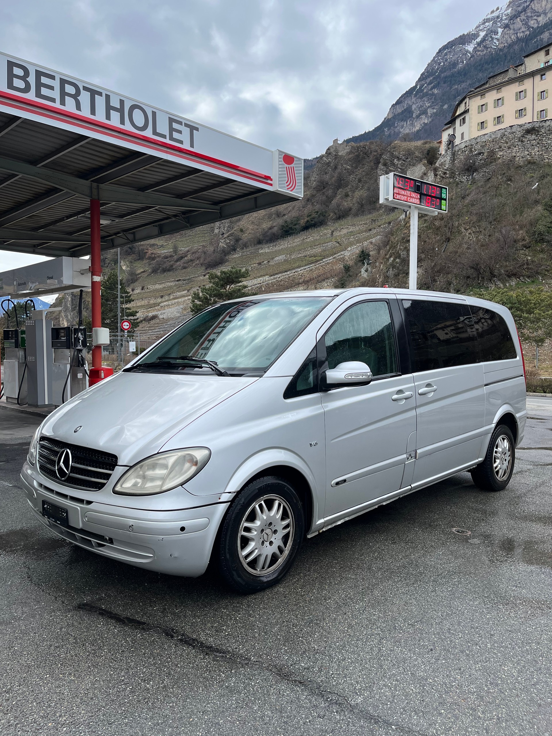 MERCEDES-BENZ Viano 3.0 CDI Trend Automat-image-2