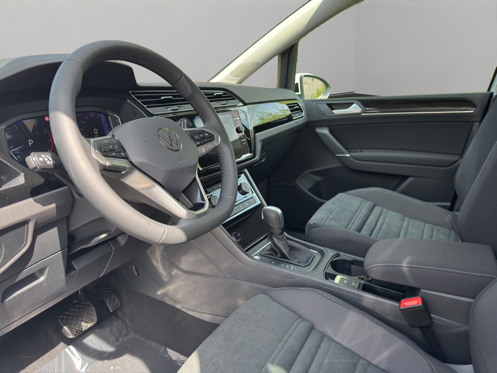 VW Touran 1.5 TSI EVO Comfortline United DSG-image-3