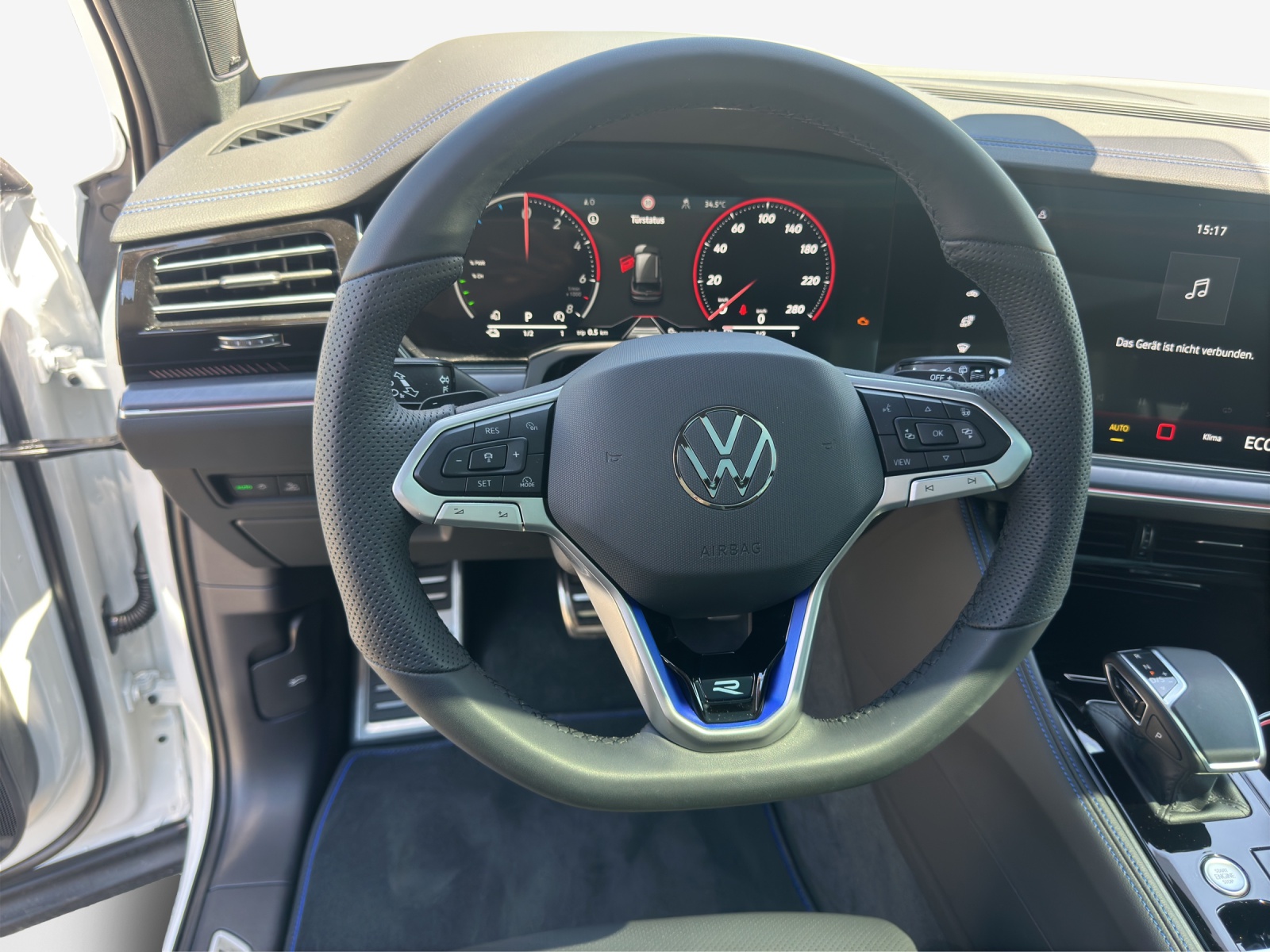 VW Touareg 3.0 TSI eHybrid R Tiptronic-image-9
