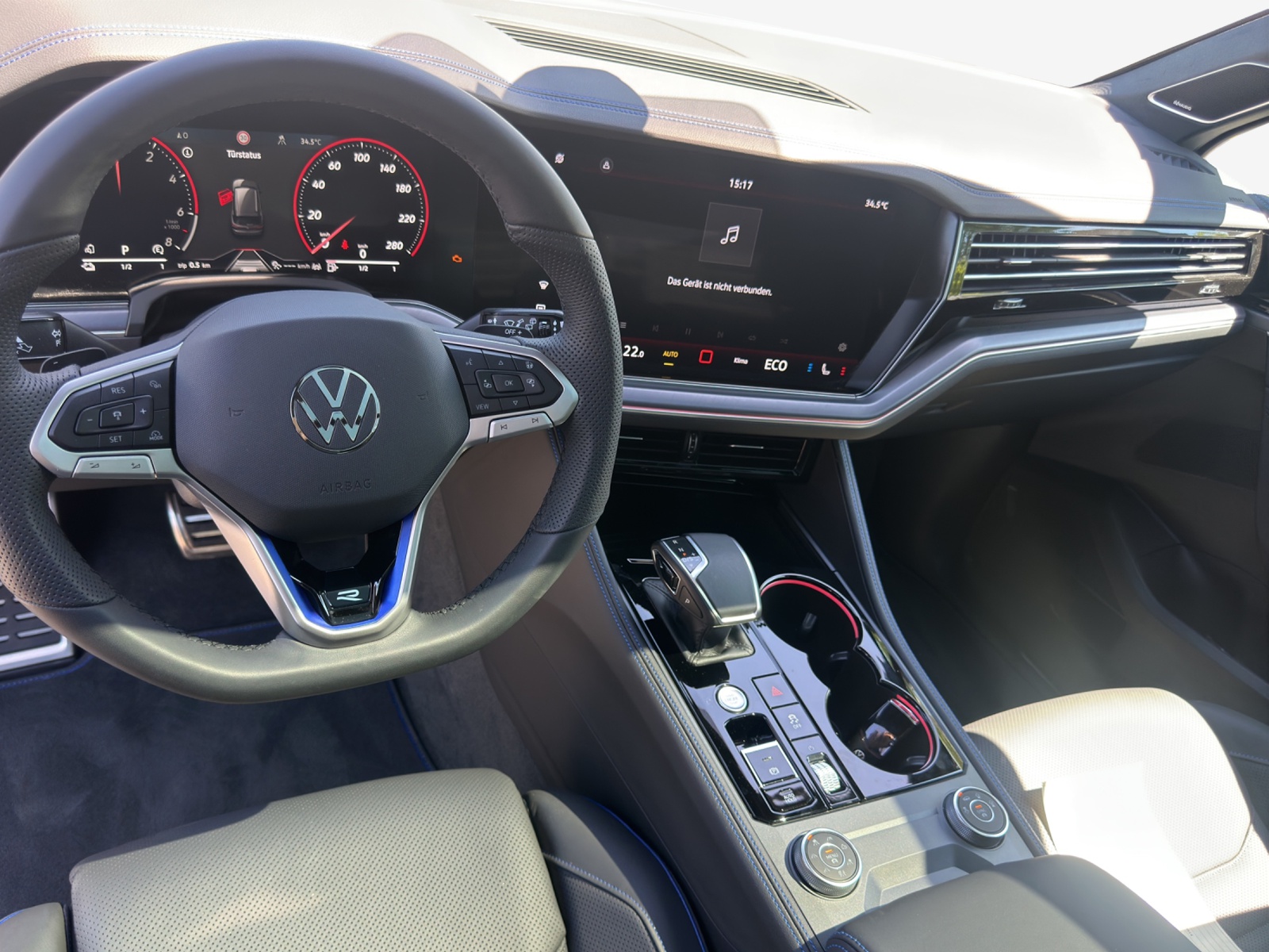 VW Touareg 3.0 TSI eHybrid R Tiptronic-image-8