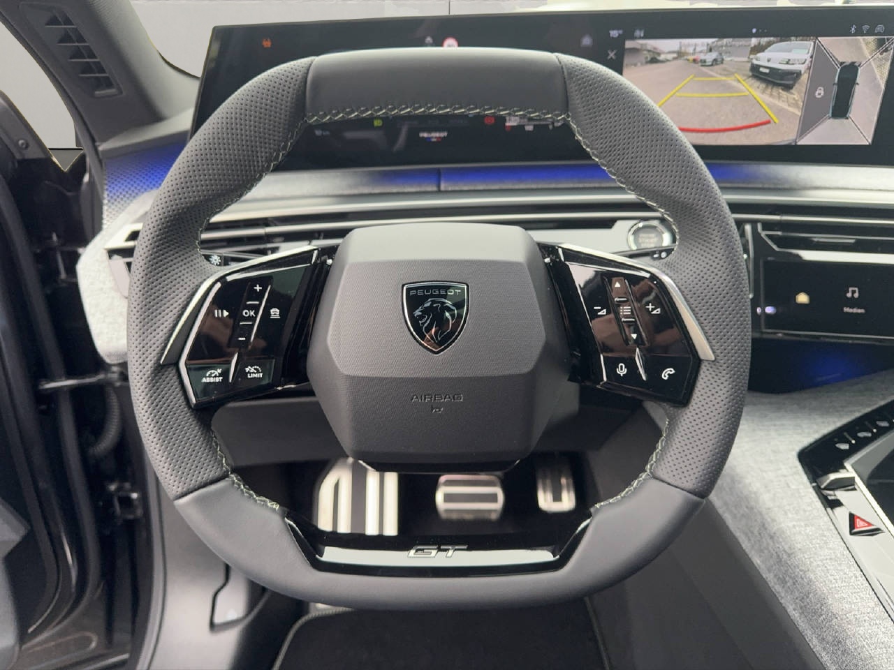 PEUGEOT 5008 1.2 Hybrid GT-image-8