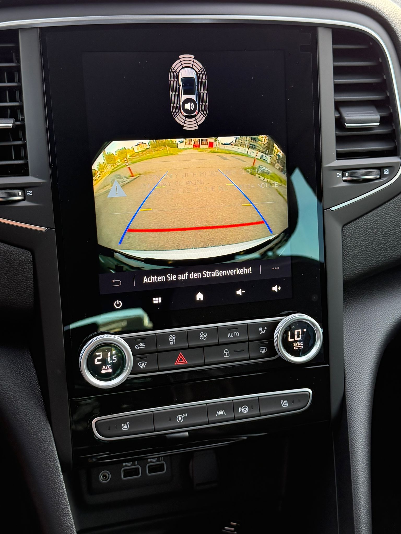 RENAULT Mégane Grandtour 1.3 16V Turbo Techno EDC-image-10