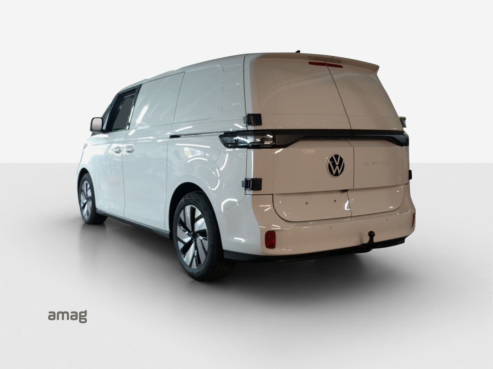 VW ID. Buzz Cargo Pro 4Motion-image-2