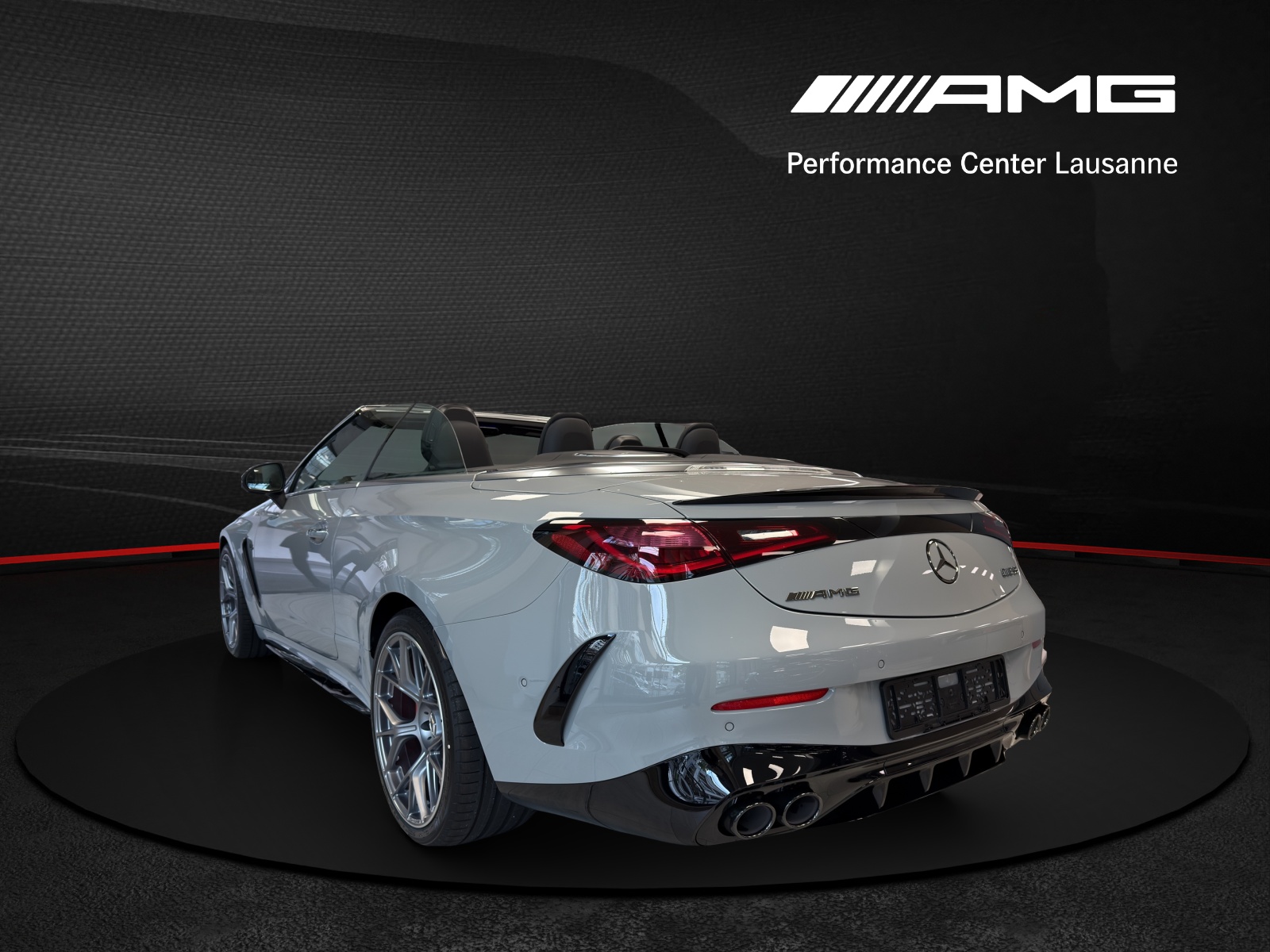 MERCEDES-BENZ CLE AMG 53 Cabrio 4Matic+ 9G-Tronic-image-2