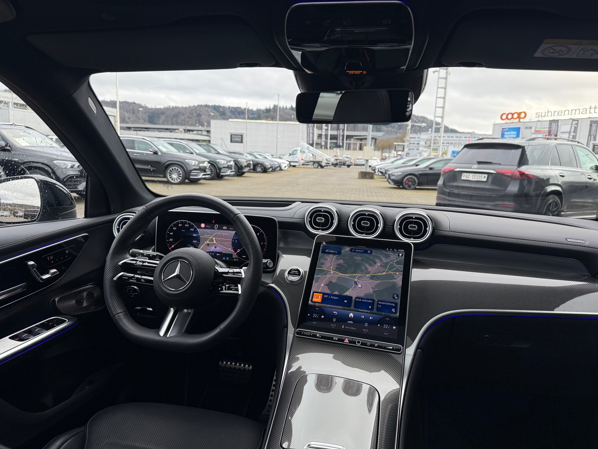 MERCEDES-BENZ GLC 220 d AMG Line 4Matic 9G-Tronic-image-6