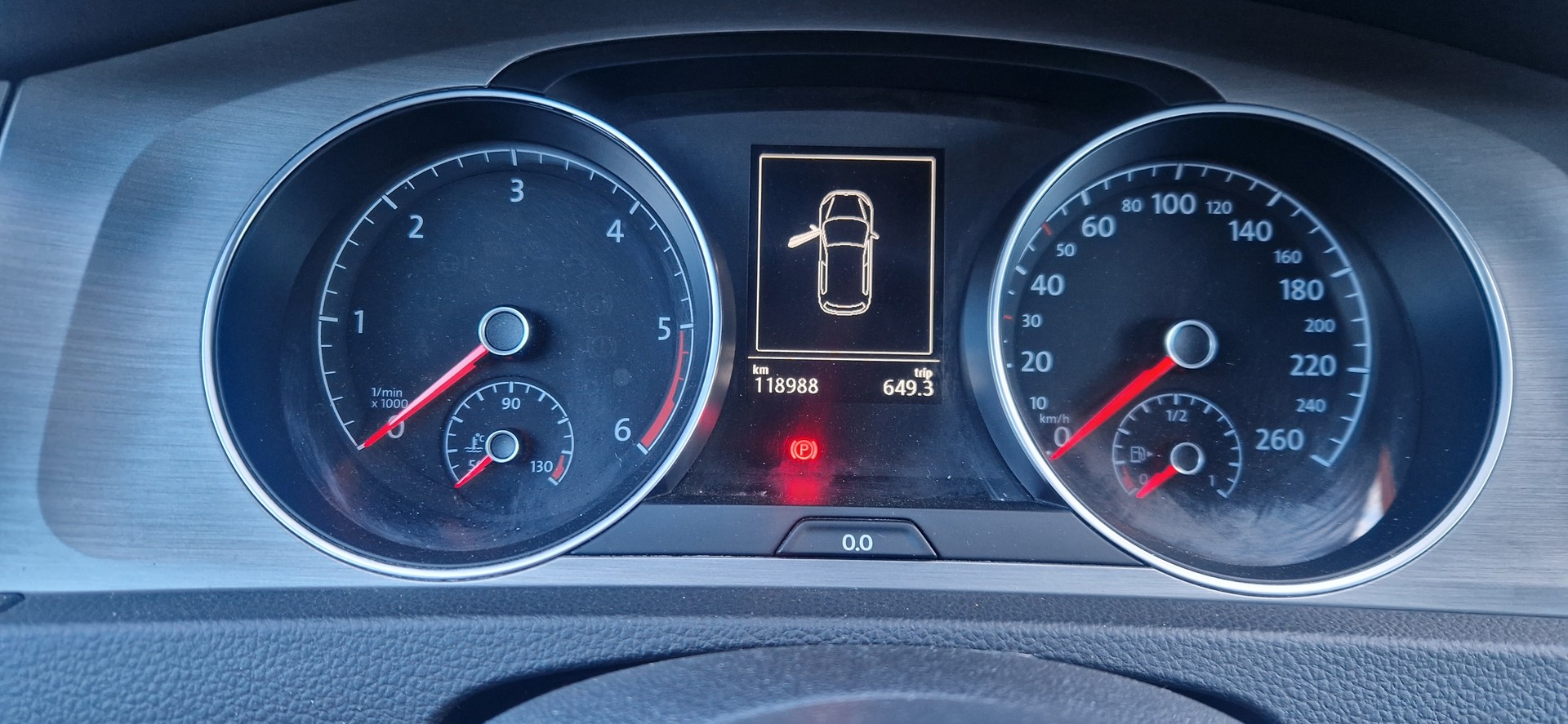 VW Golf 1.6 TDI Comfortline Start 4Motion-image-1