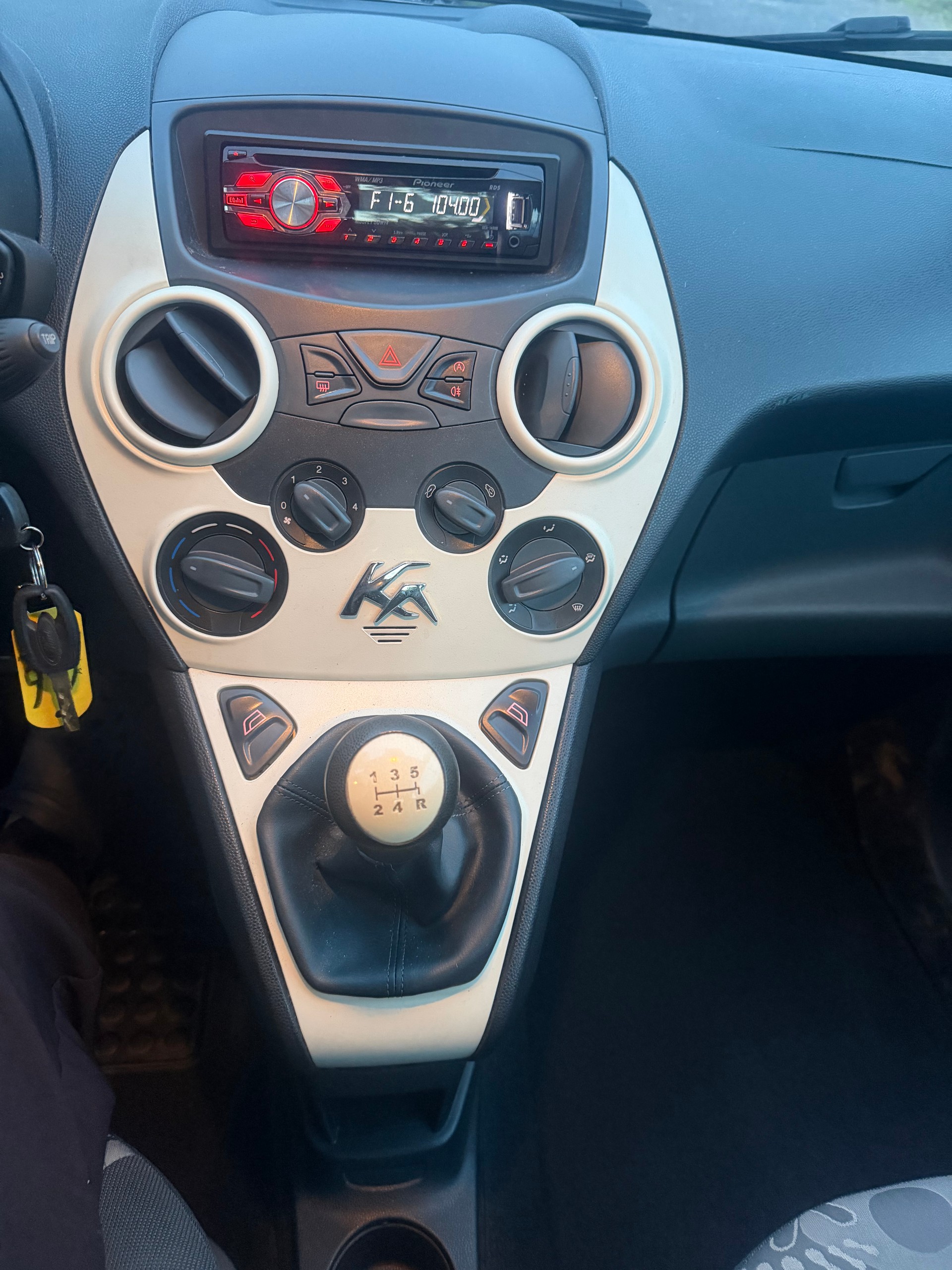 FORD KA 1.25 Trend-image-11