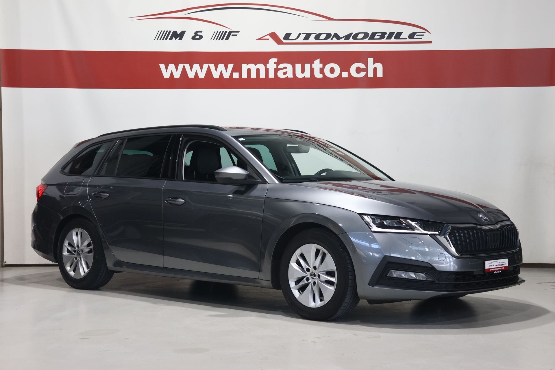 SKODA Octavia Combi 2.0 TDI Ambition 4x4 DSG-image-4