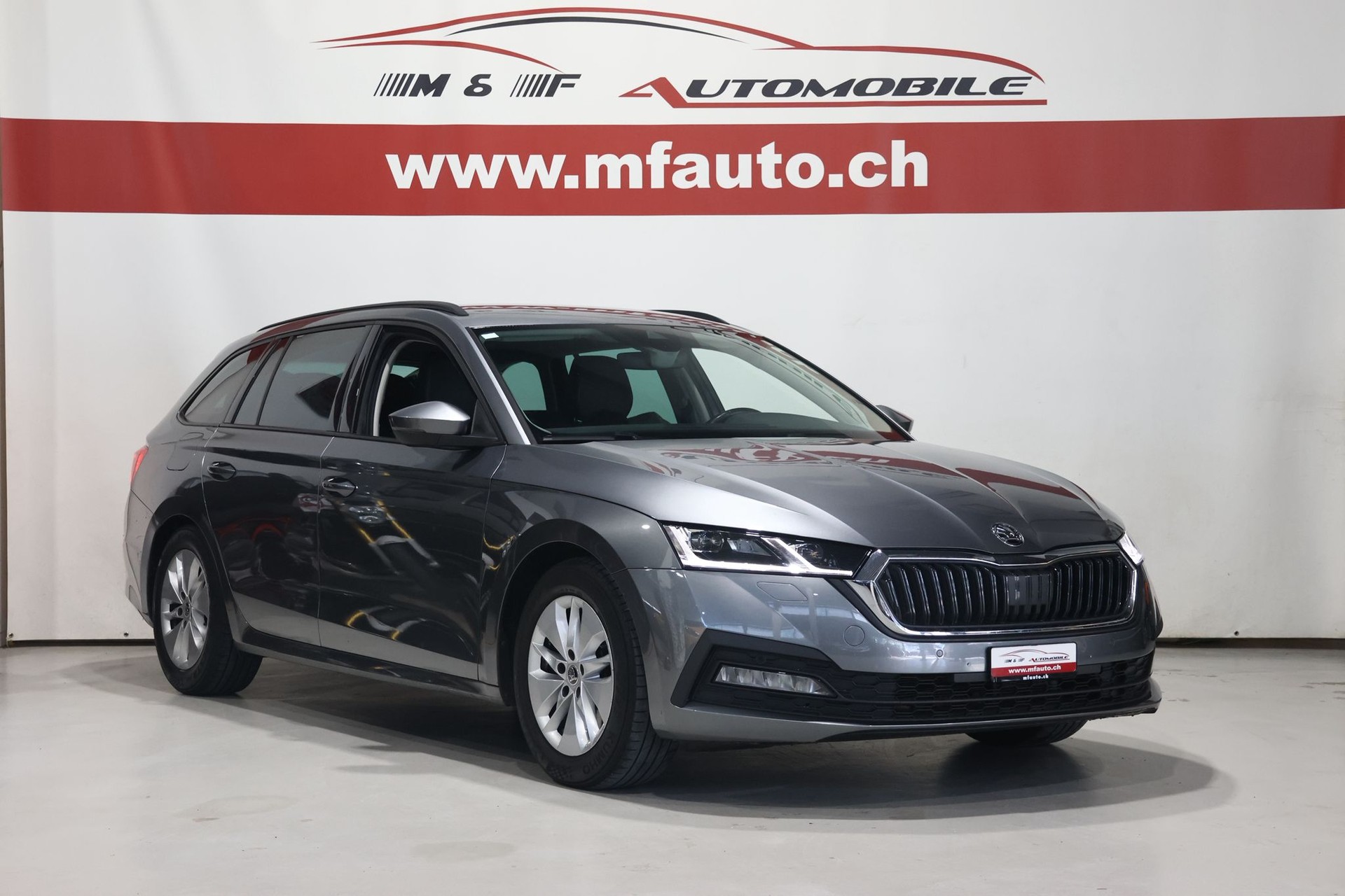 SKODA Octavia Combi 2.0 TDI Ambition 4x4 DSG-image-3