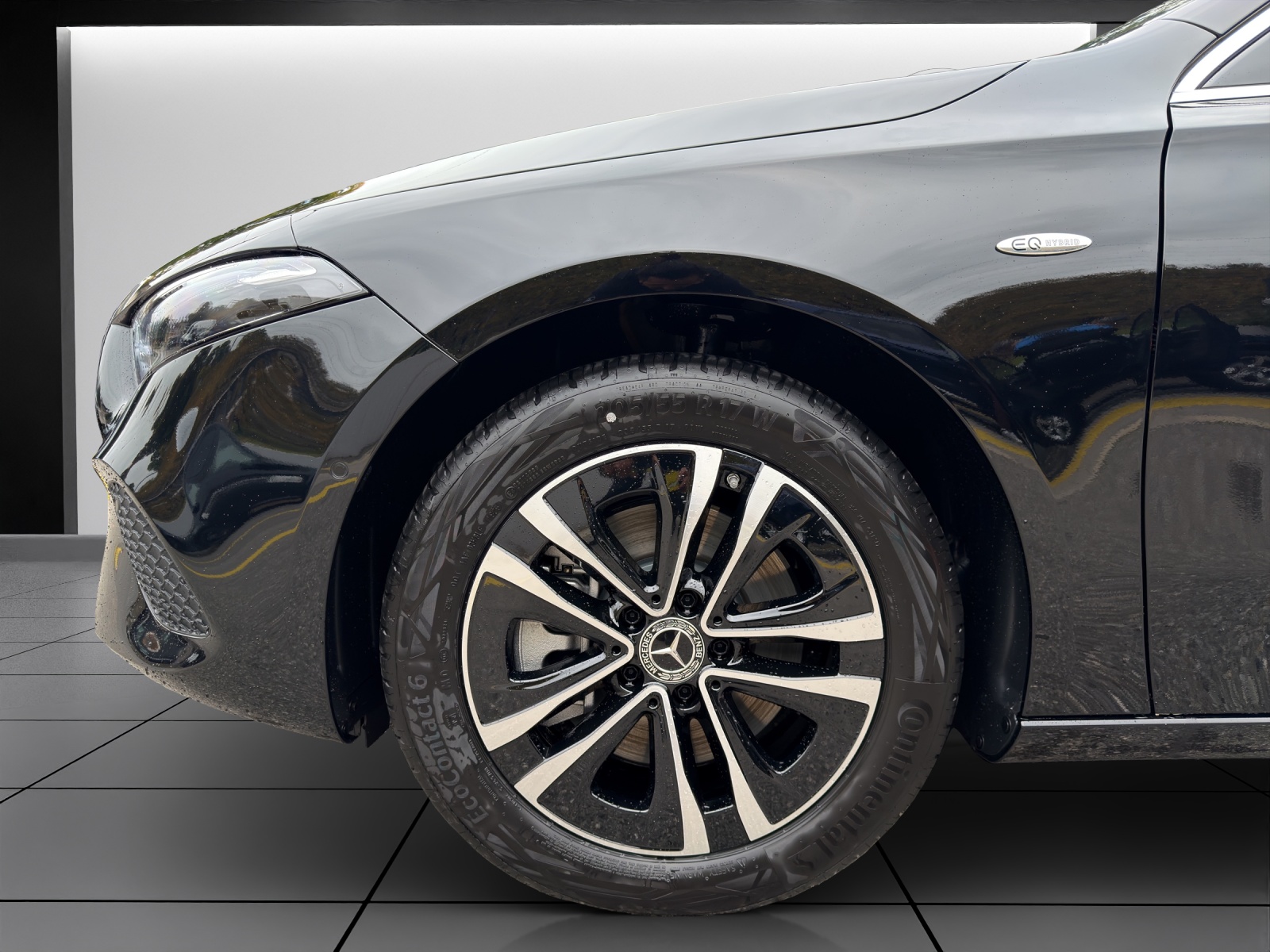 Image MERCEDES-BENZ A-250 A 250 e EQ Star 8G-DCT