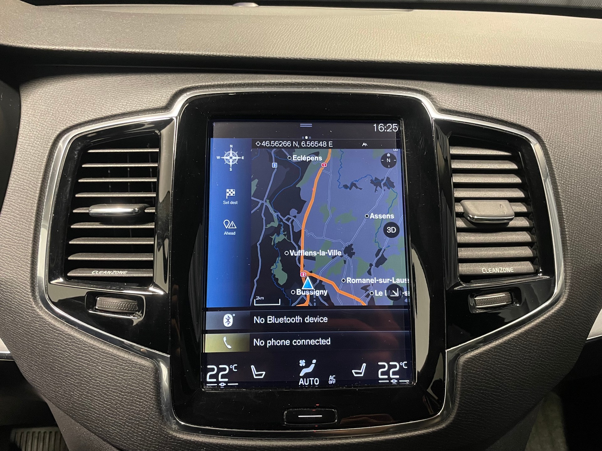 VOLVO XC90 D5 AWD Kinetic Geartronic (60)-image-13