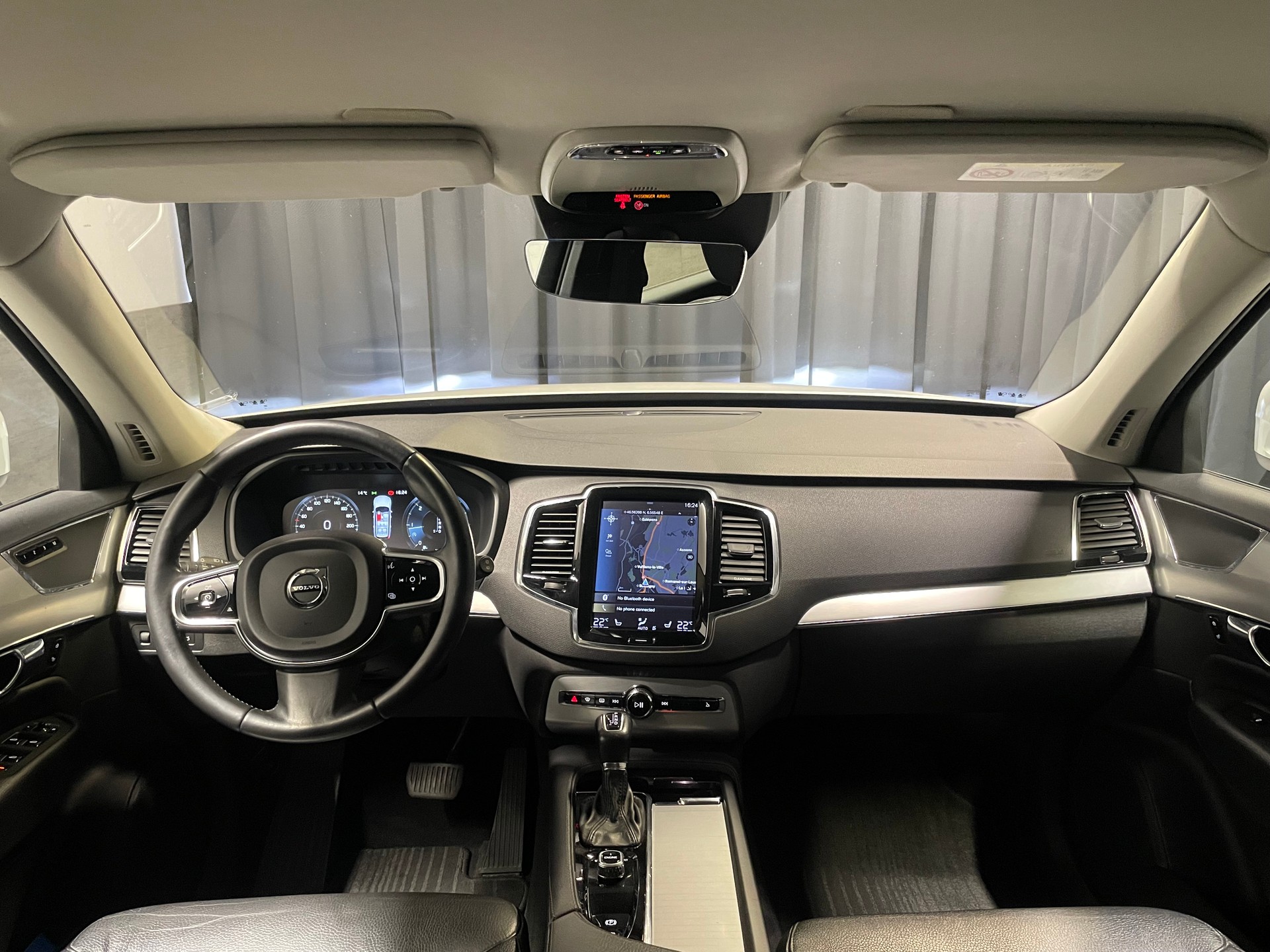 VOLVO XC90 D5 AWD Kinetic Geartronic (60)-image-9