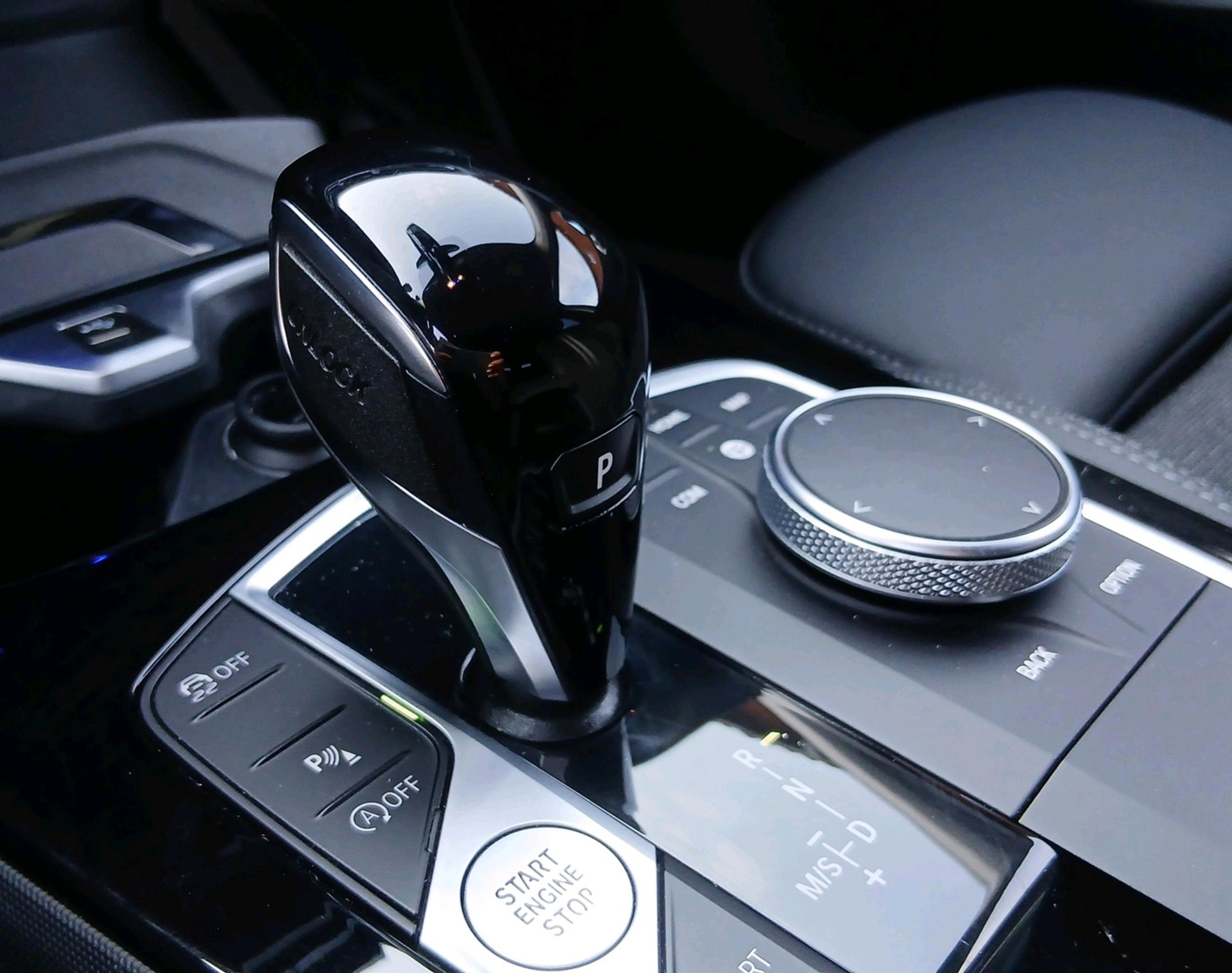 BMW 1 Series F40 120d xDrive-image-17