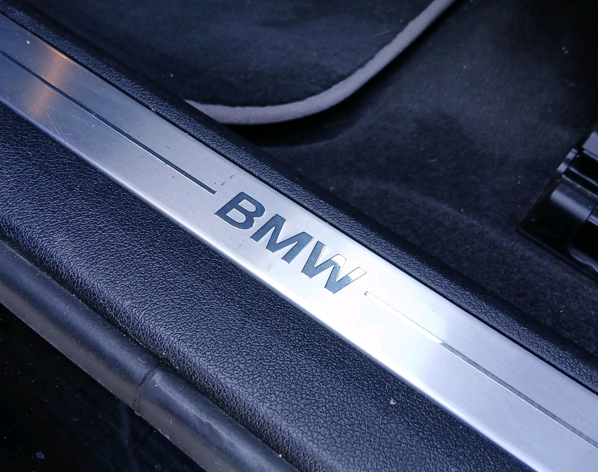 BMW 1 Series F40 120d xDrive-image-18