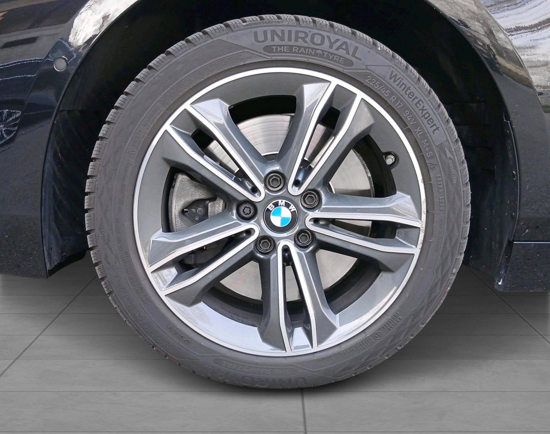 BMW 1 Series F40 120d xDrive-image-10