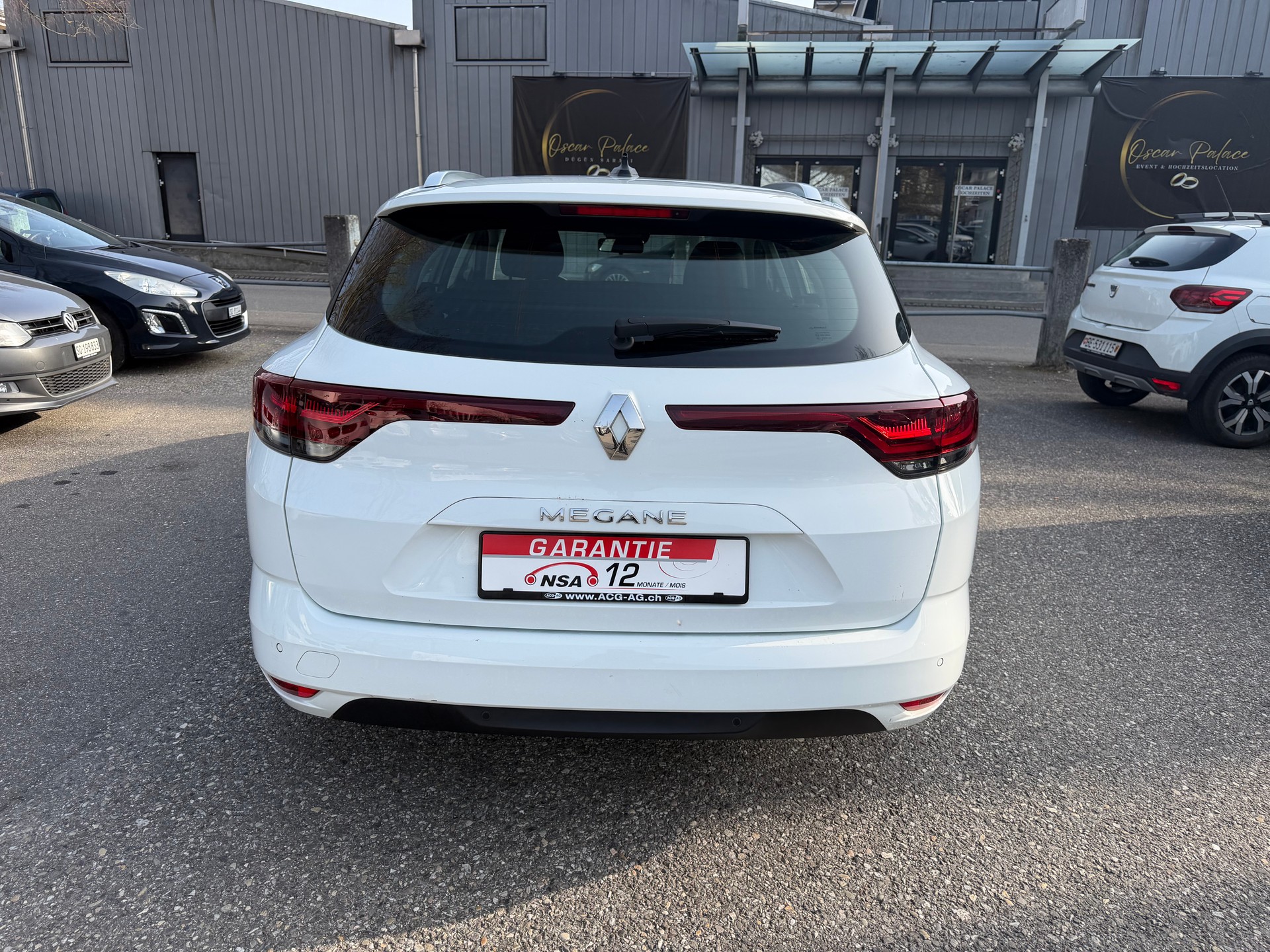 RENAULT Mégane Grandtour 1.5 dCi Business EDC * Gr. Navi * Klima-auto * PDC V+H * Tempomat * Frisch Ab MFK-image-11