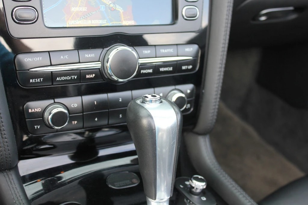 BENTLEY Continental GTC 6.0-image-9