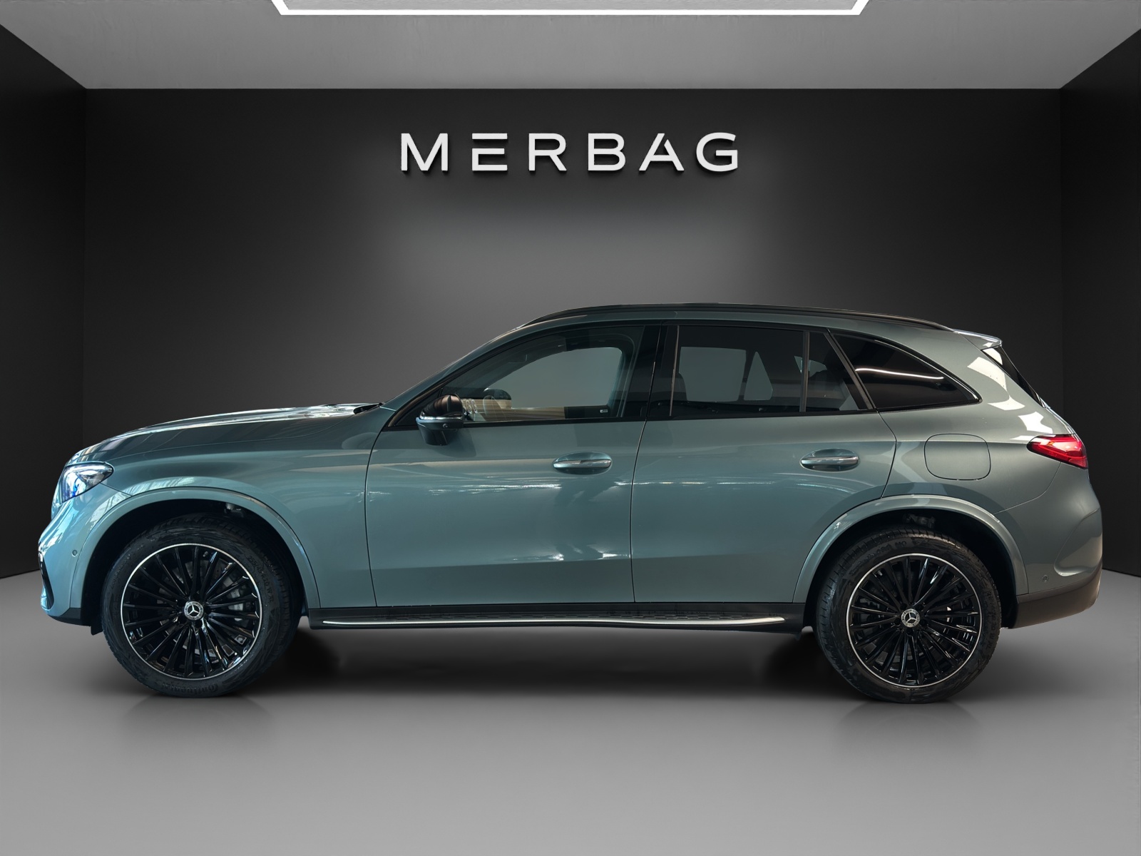 MERCEDES-BENZ GLC 300 de 4M EQ Star AMG Line-image-2
