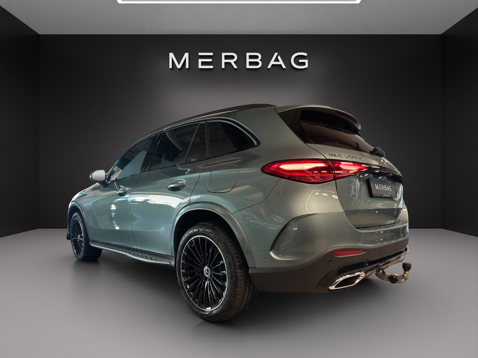 MERCEDES-BENZ GLC 300 de 4M EQ Star AMG Line-image-3