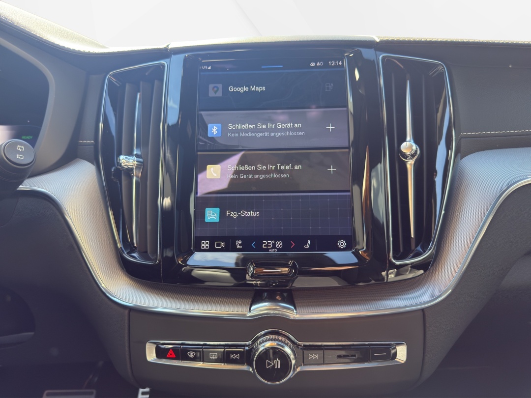 VOLVO XC60 T8 eAWD R-Design Geartronic-image-13