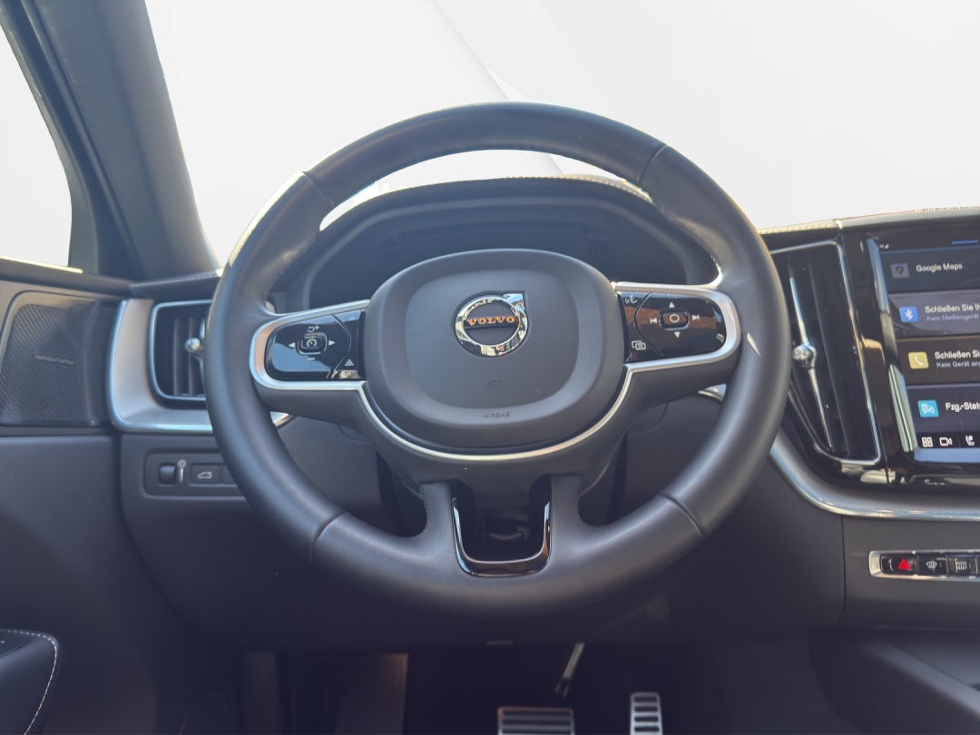 VOLVO XC60 T8 eAWD R-Design Geartronic-image-14