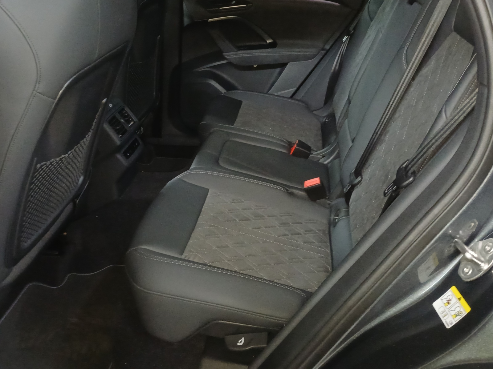 AUDI Q5 TDI quattro 150 kW S-tronic-image-11