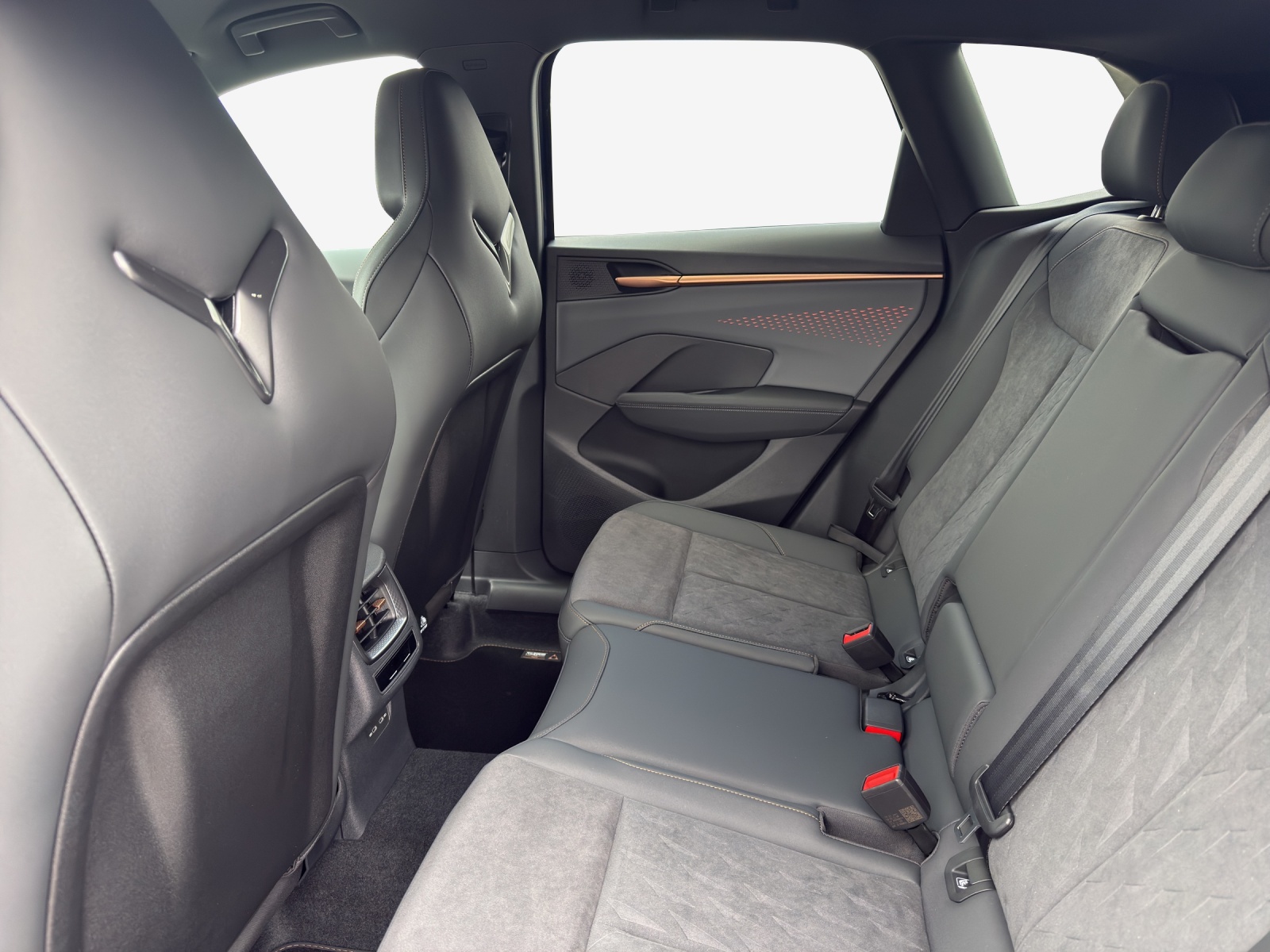 CUPRA Terramar 1.5 eTSI Prime Edition DSG-image-11