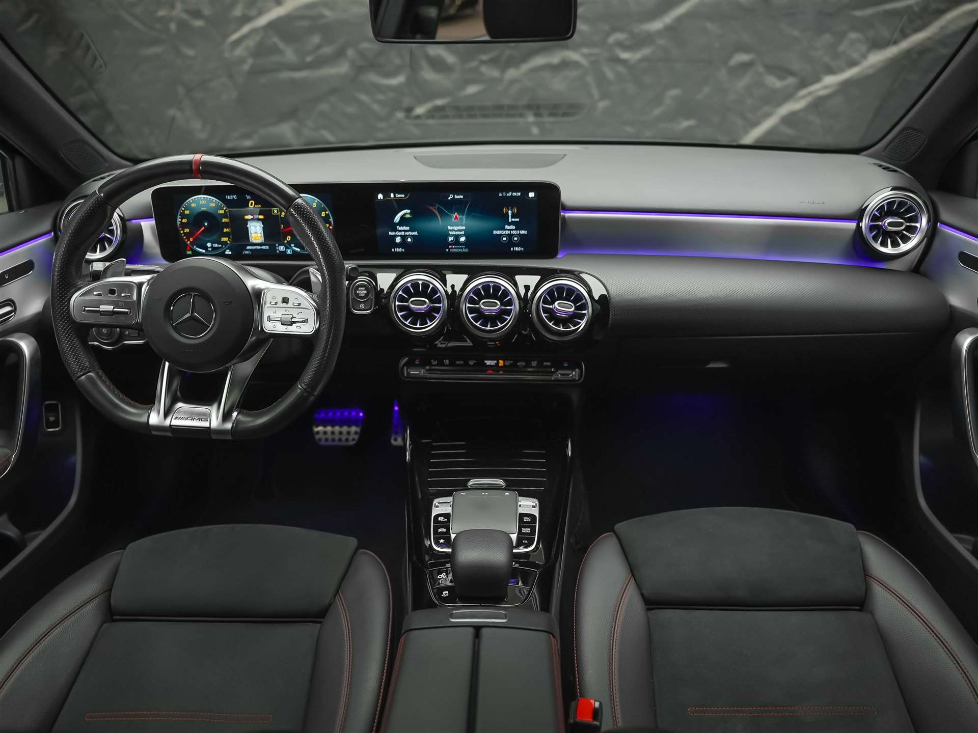 MERCEDES-BENZ A 35 AMG 4Matic Speedshift *Limousine*CH Auto*el. Sitze*360° Kamera*-image-23