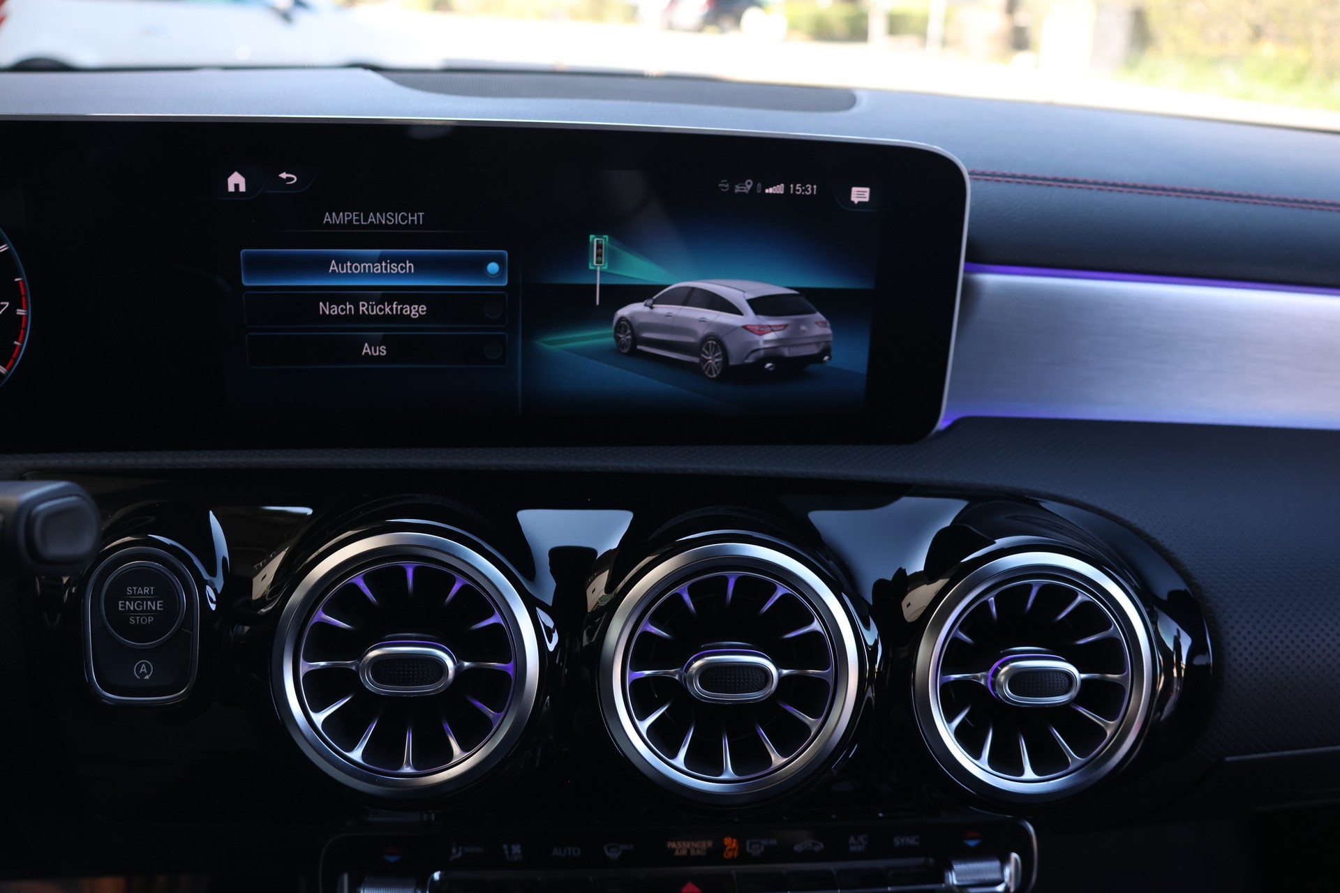 MERCEDES-BENZ CLA Shooting Brake 35 AMG 4Matic 7G-DCT-image-24