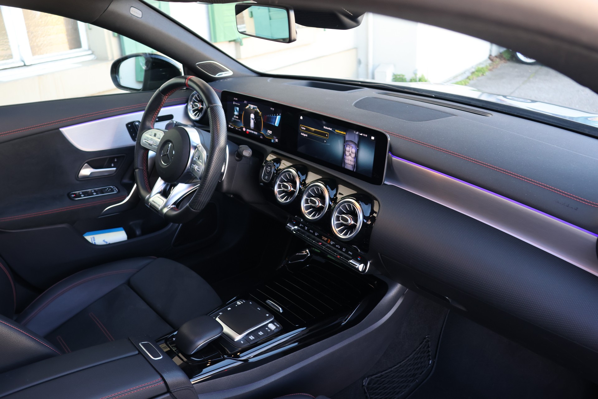 MERCEDES-BENZ CLA Shooting Brake 35 AMG 4Matic 7G-DCT-image-8