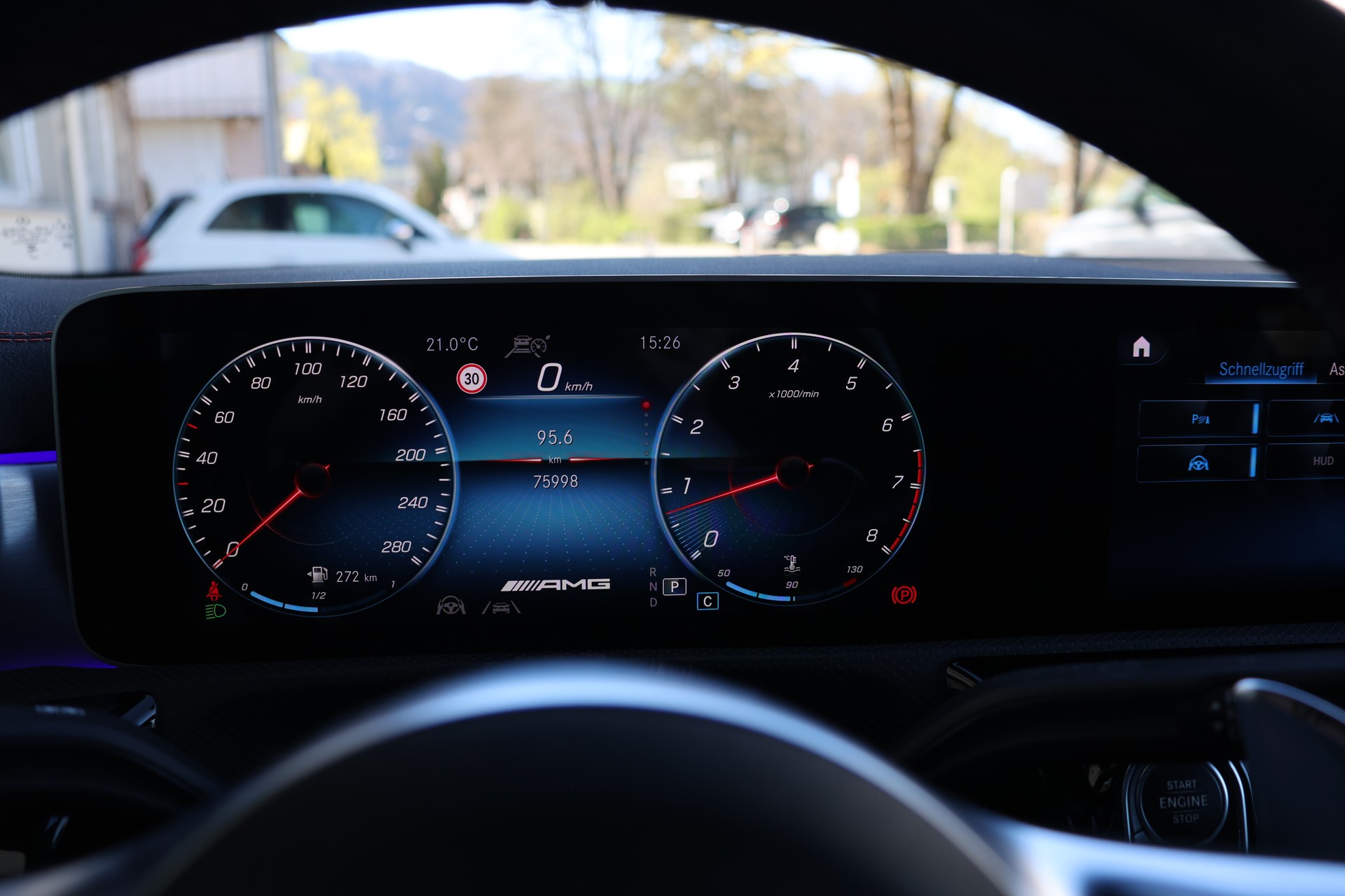 MERCEDES-BENZ CLA Shooting Brake 35 AMG 4Matic 7G-DCT-image-14