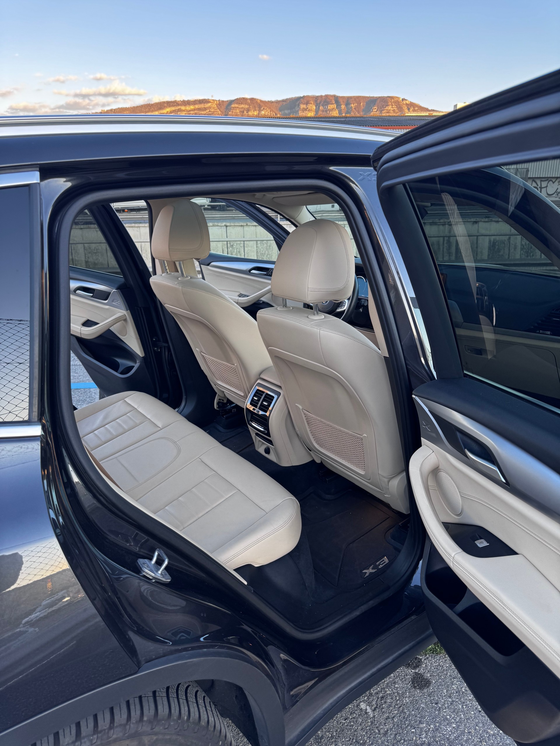 BMW X3 xDrive 20i Steptronic-image-10